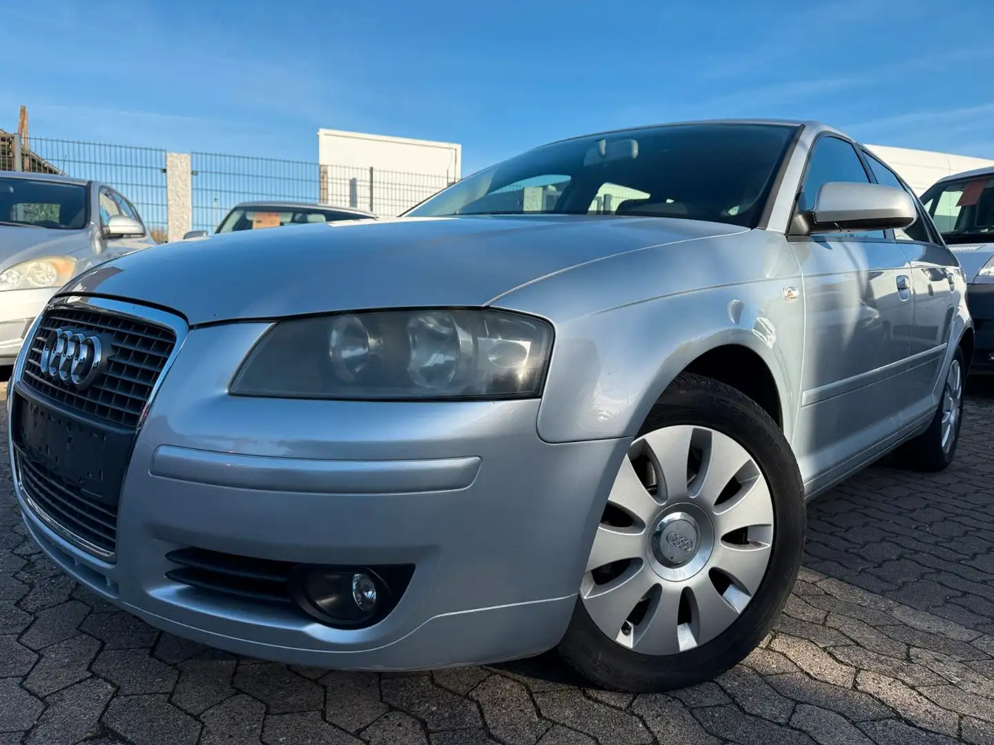Audi A3 1.6 Klimaautomatik,Tüv 12/2026 Argento - 1