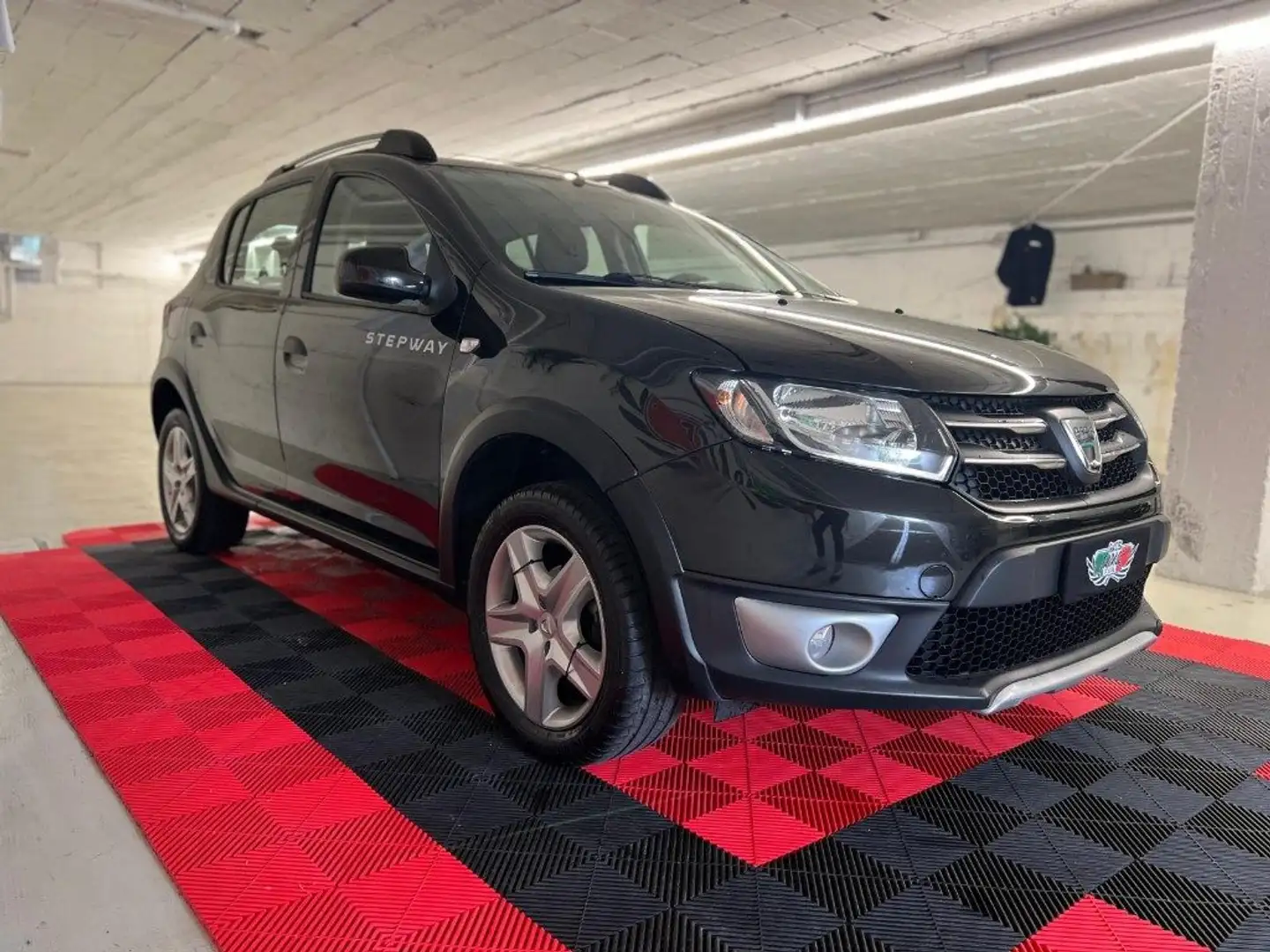 Dacia Sandero NEOPATENTATI - OCCASIONE - NO FUMATORI Nero - 2