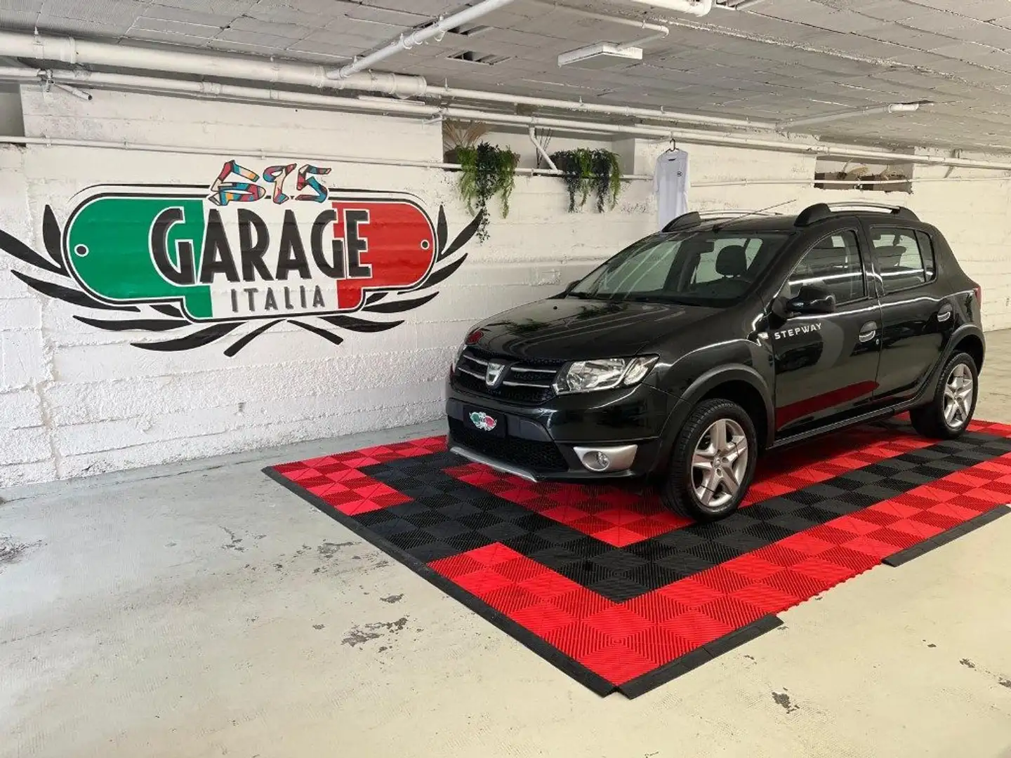 Dacia Sandero NEOPATENTATI - OCCASIONE - NO FUMATORI Nero - 1