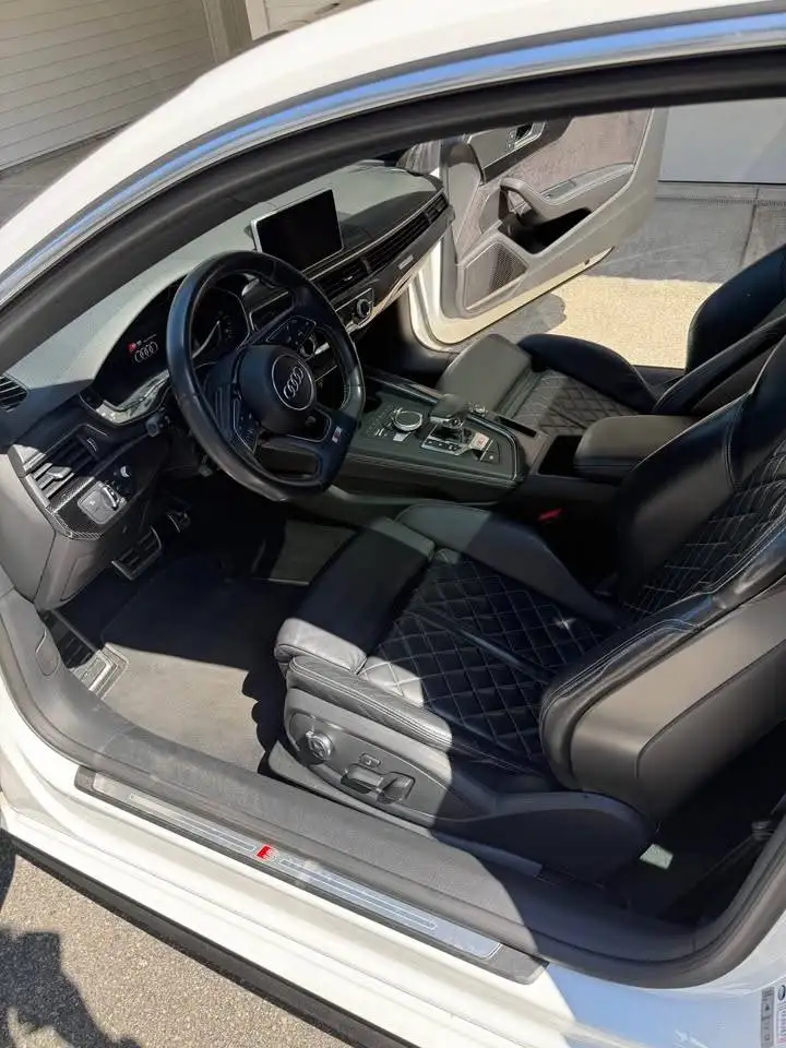 Audi S5 снимка Audi S5