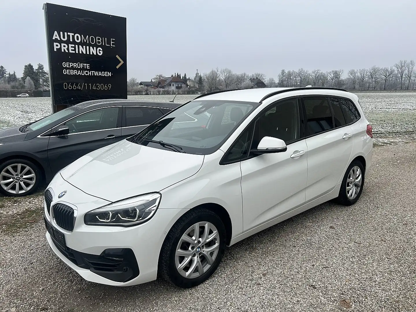 BMW 218 d Gran Tourer Aut. Weiß - 1
