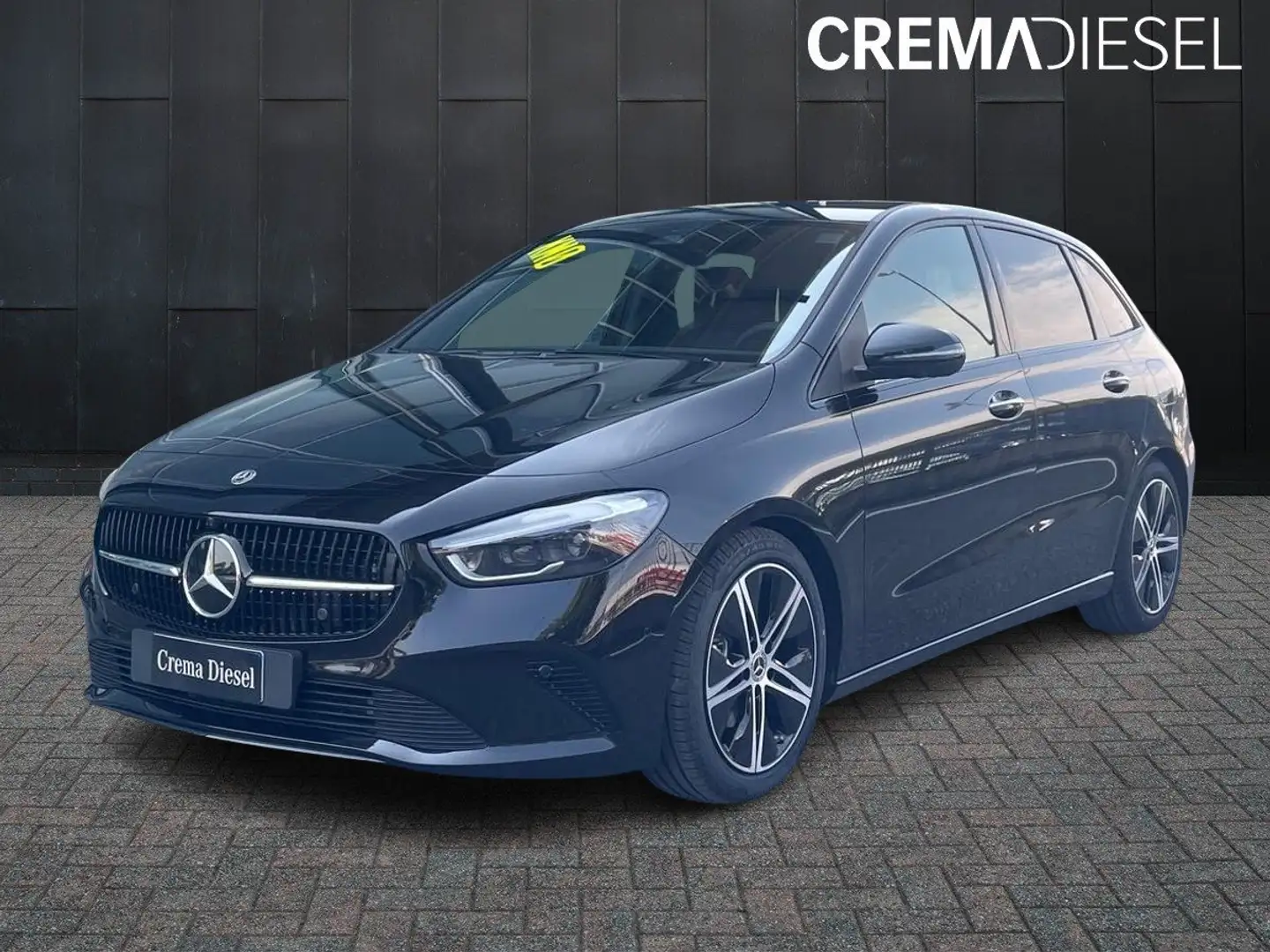 Mercedes-Benz B 180 B 180 d Street Edition auto Negro - 1