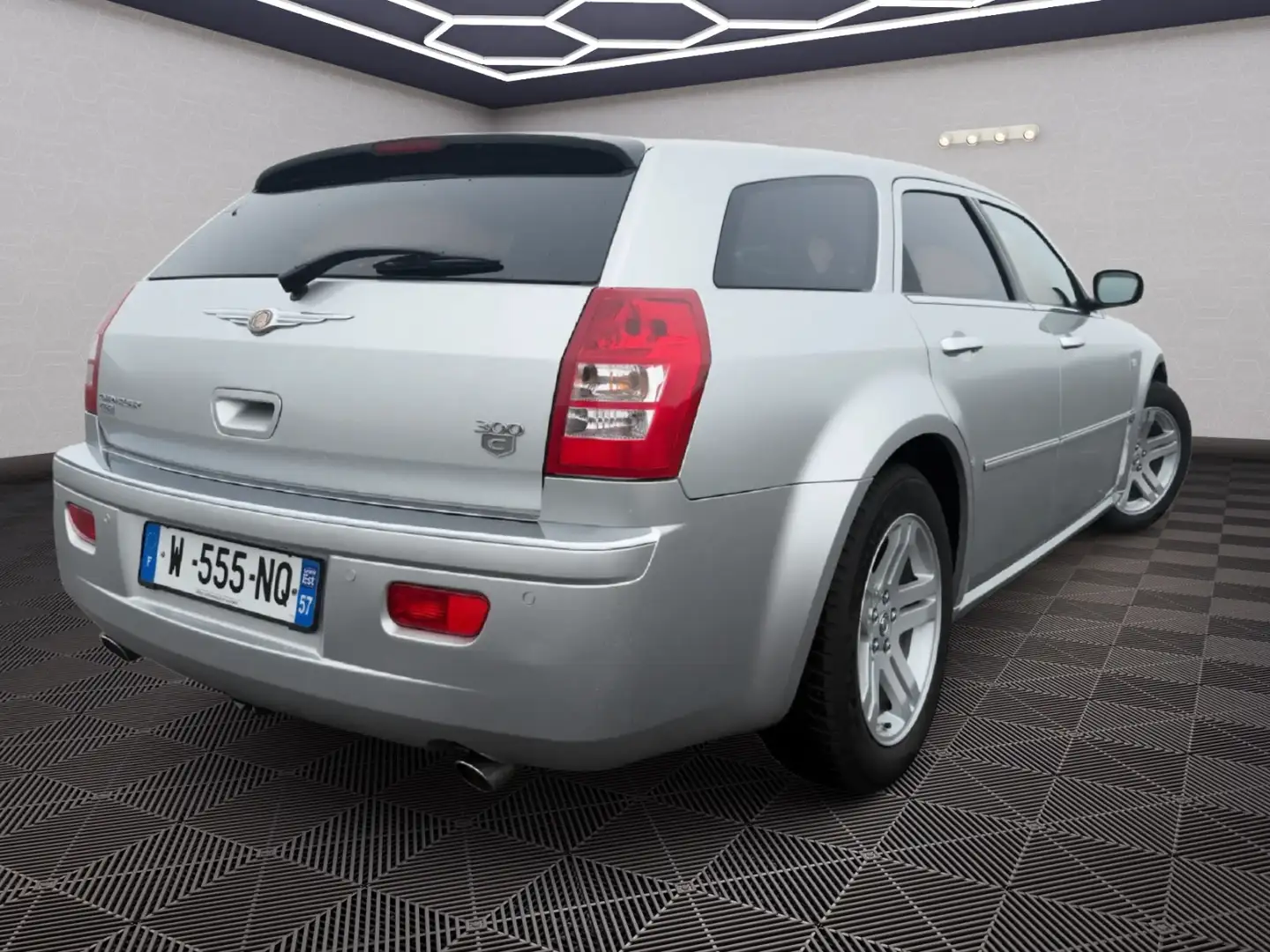 Chrysler 300C 3.0 CRD Grau - 2