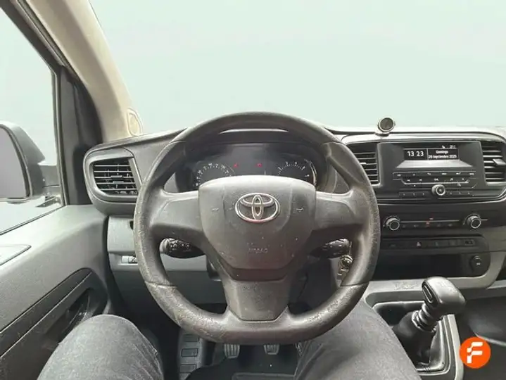 Toyota Proace 2021, foto 11