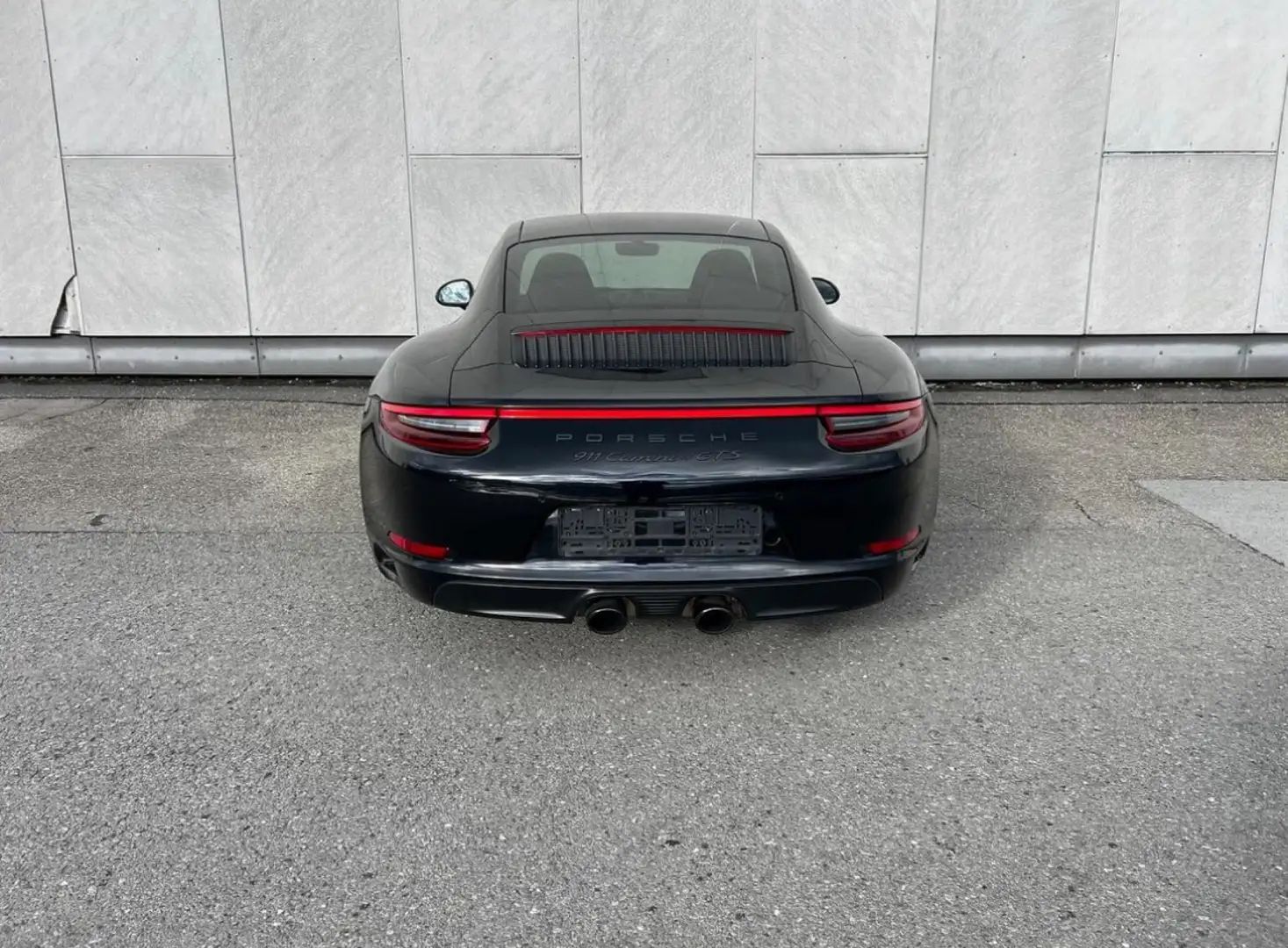 Porsche 991 911 Carrera 4 GTS PDK Schwarz - 2