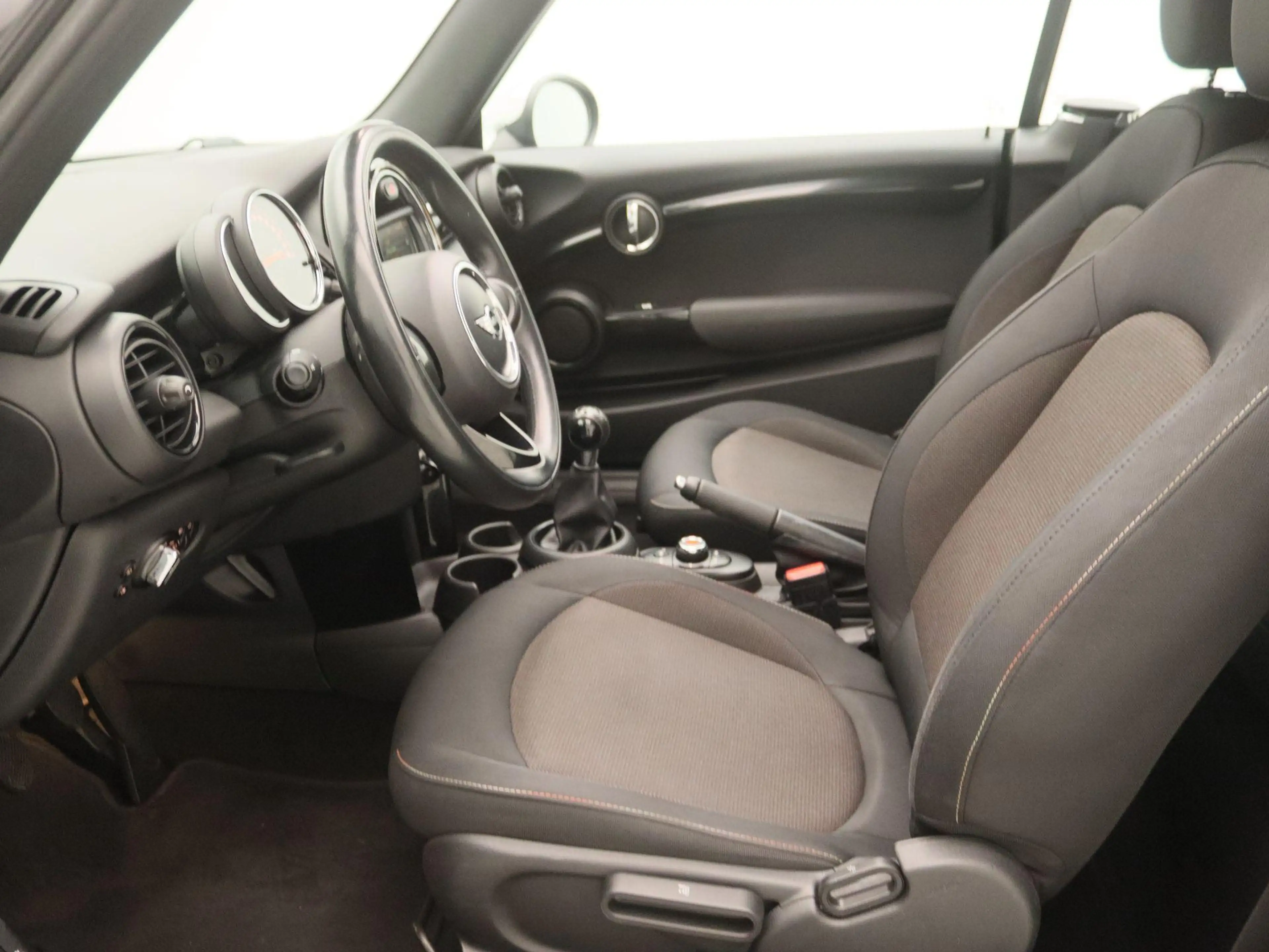 MINI One Cabrio 1.2 Salt Business | Wordt Verwacht | — photo 12