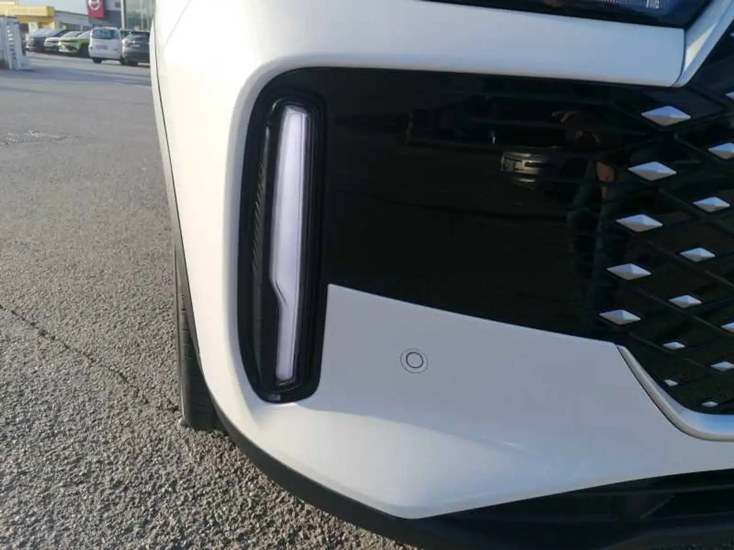 DR Automobiles DR5 5 1.5L HEV Weiß - 2