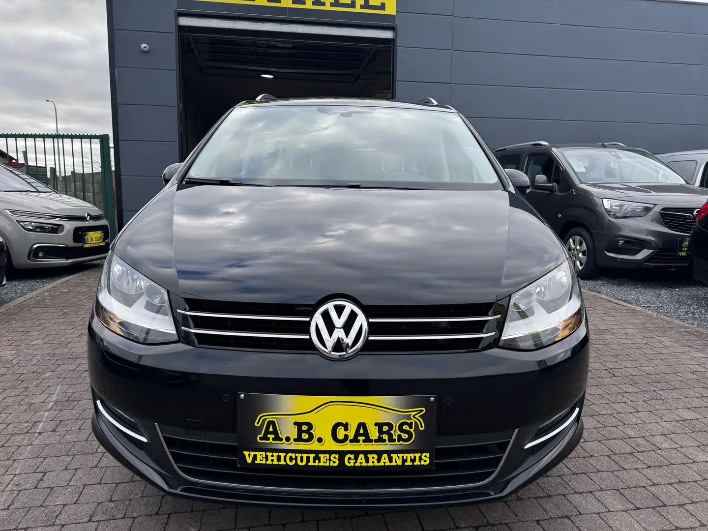 Volkswagen Sharan 2.0 CR TDi *GARANTIE 12MOIS*CARNET FULL crna - 2