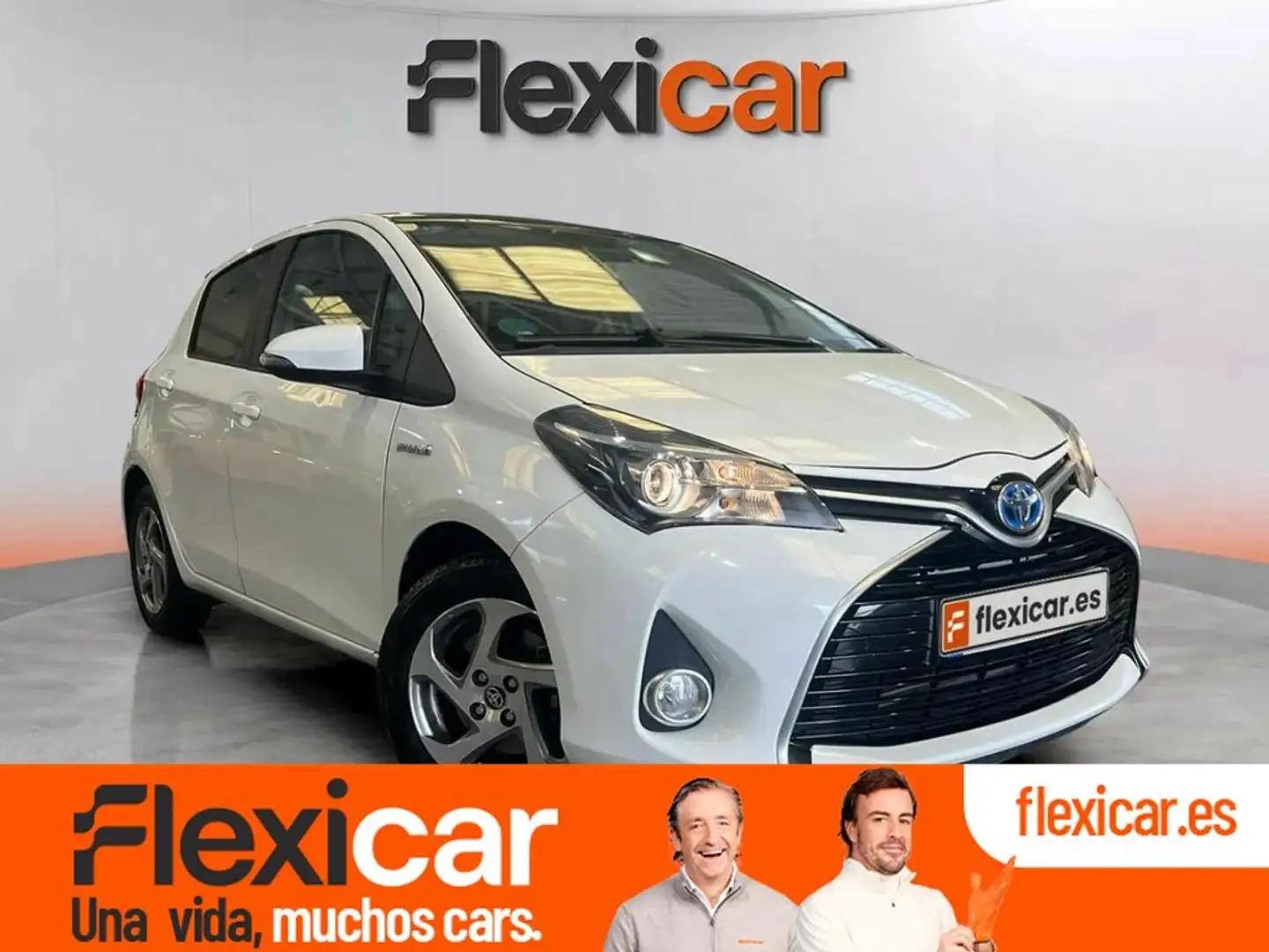 Toyota Yaris Hybrid Active Amarillo - 1