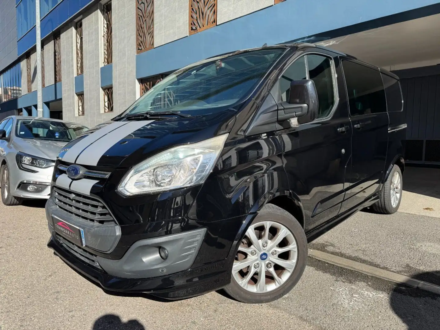Ford Transit CUSTOM FOURGON 2.2l Tdci 155 CV Sport Zwart - 1