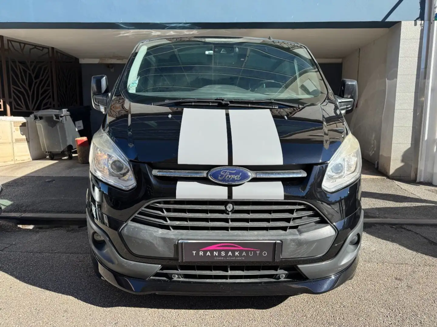 Ford Transit CUSTOM FOURGON 2.2l Tdci 155 CV Sport Schwarz - 2