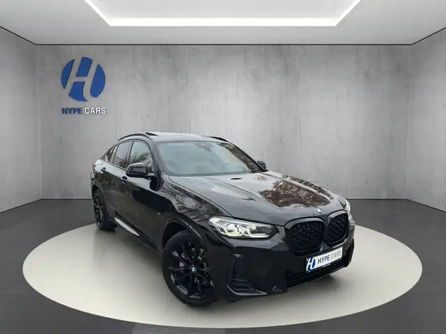BMW X4 view 3