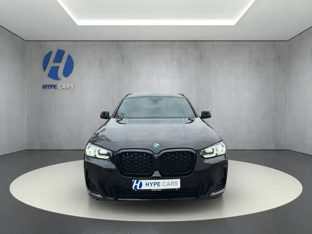 BMW X4 view 2
