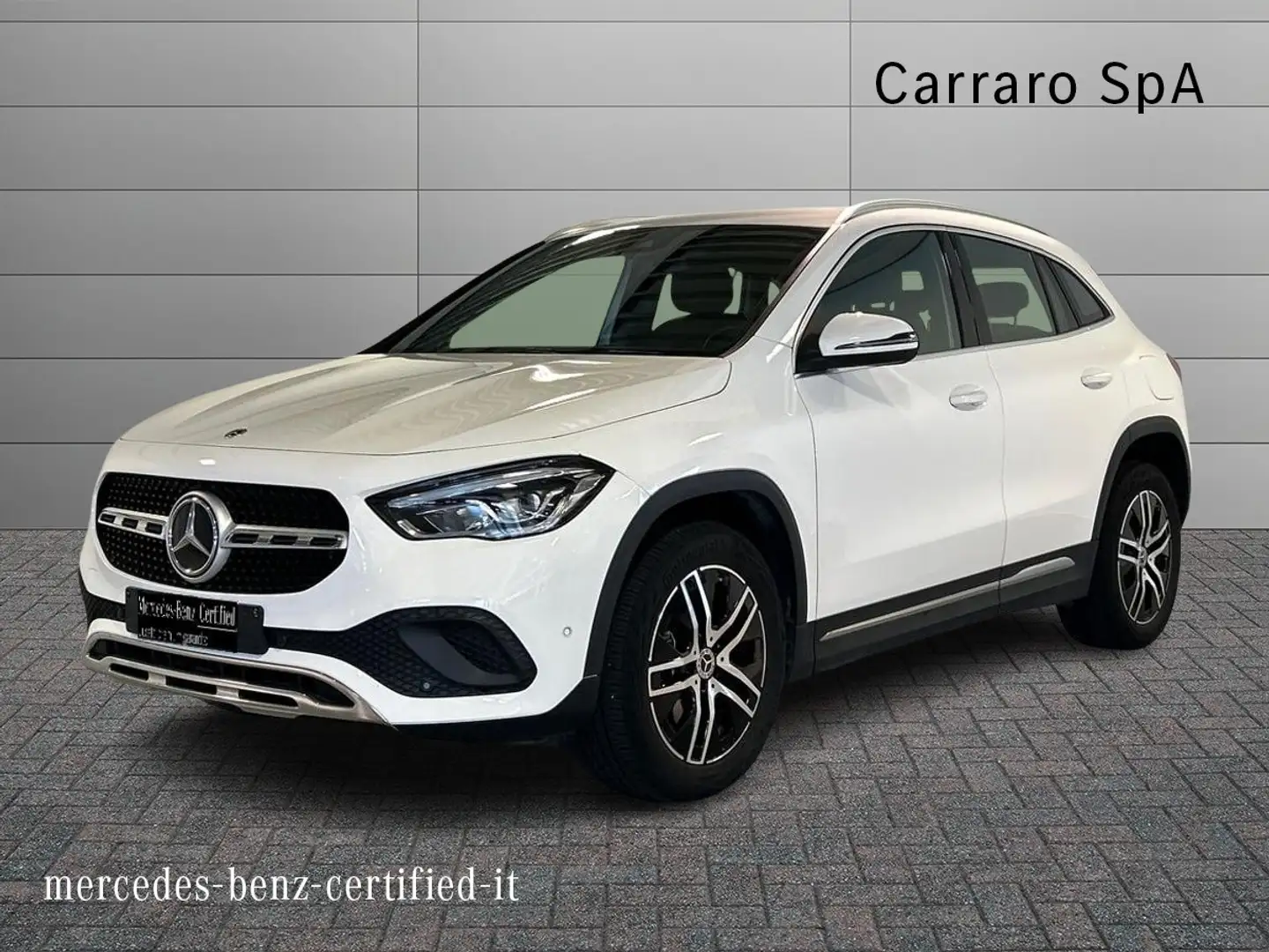Mercedes-Benz GLA 180 - GLA 180 d Sport Plus auto Blanc - 1
