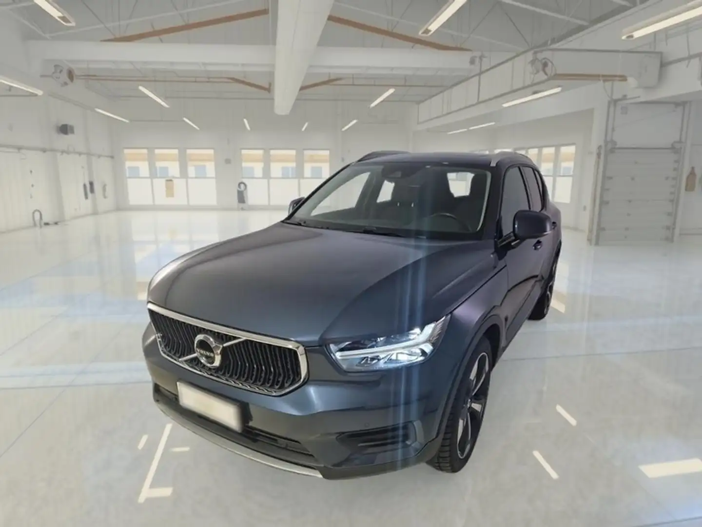 Volvo XC40 D3 automatico Momentum - 1