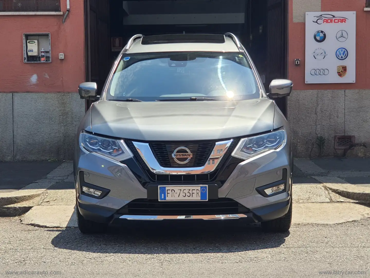 Nissan X-Trail 1.6 dCi 2WD Tekna Grigio - 2