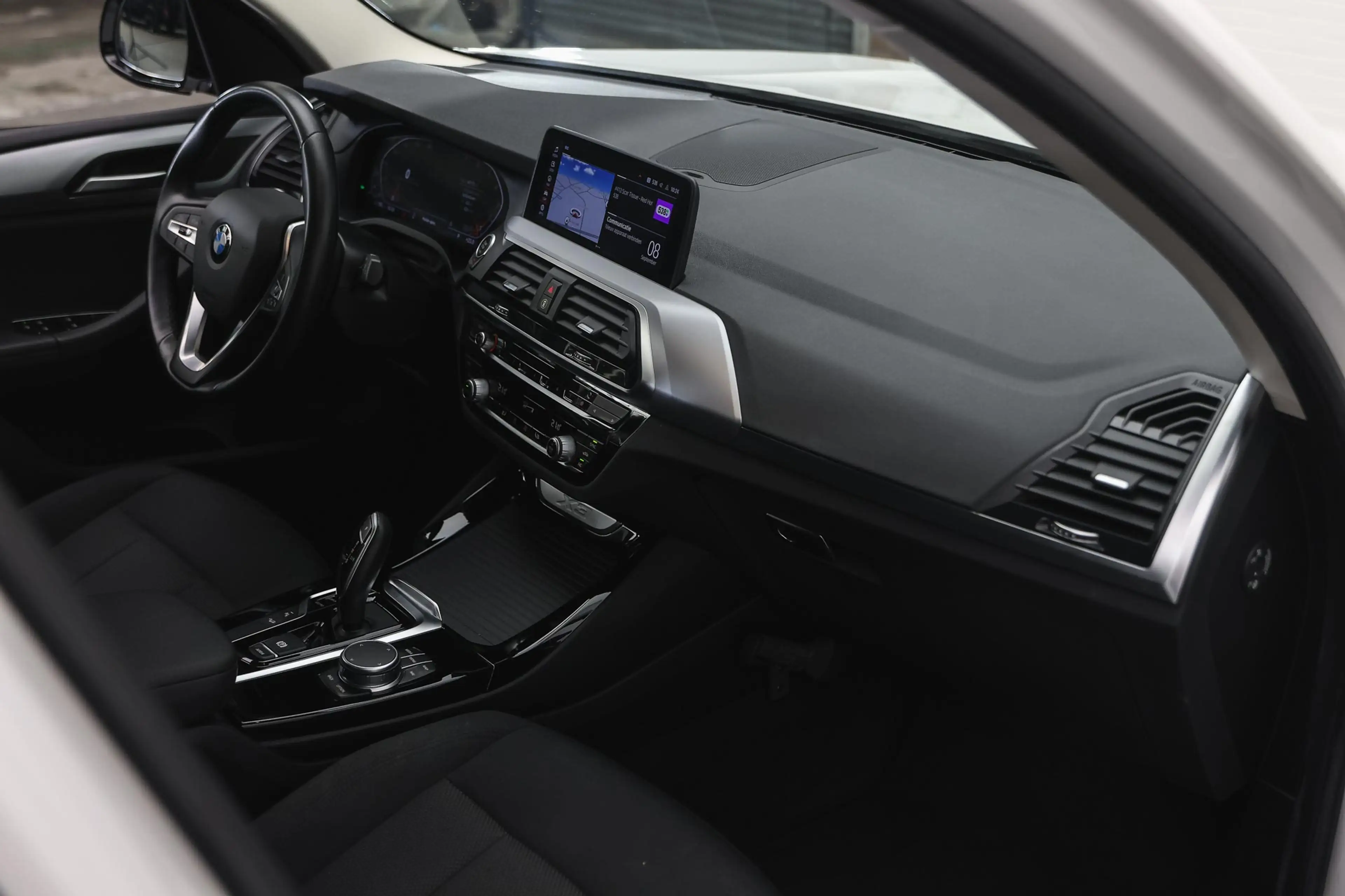 BMW X3 xDrive20i Executive Automaat / Trekhaak / LED / Li — photo 10
