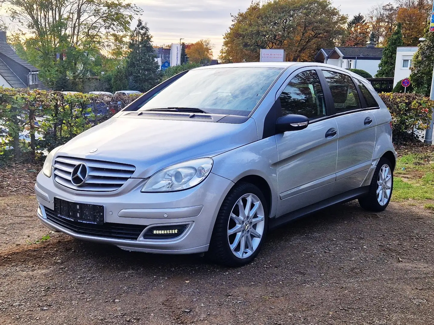 Mercedes-Benz B 170 B 170/Automatik/Alu/Nur an Gewerbe oder Export/Eu4 siva - 1