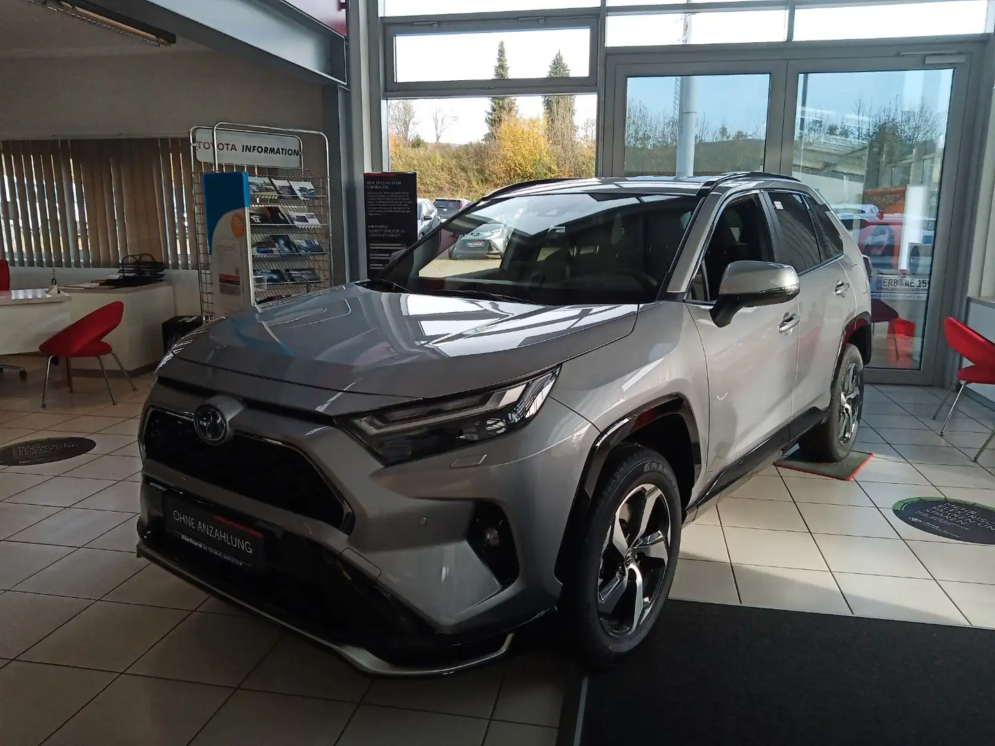 Toyota RAV 4 2.5 Plug-In Hybrid Teamplayer Auto AWD Ezüst - 2