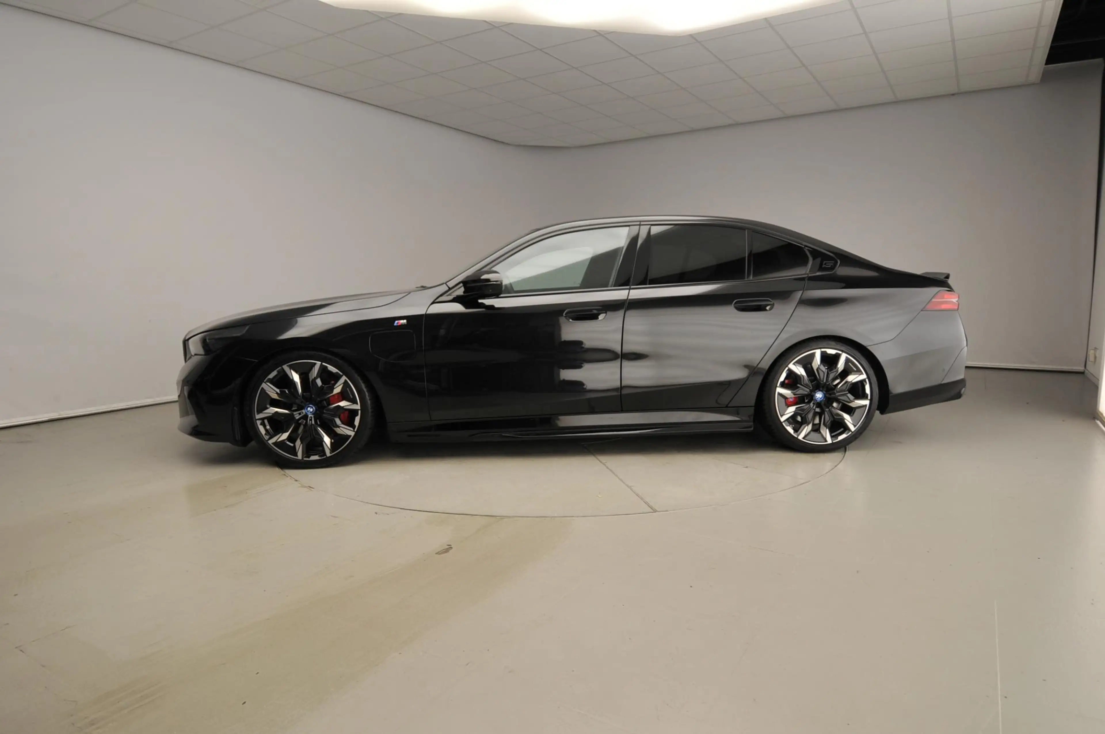 BMW 550 5 Serie Sedan 550e xDrive | M-Sportpakket | LED | — photo 2