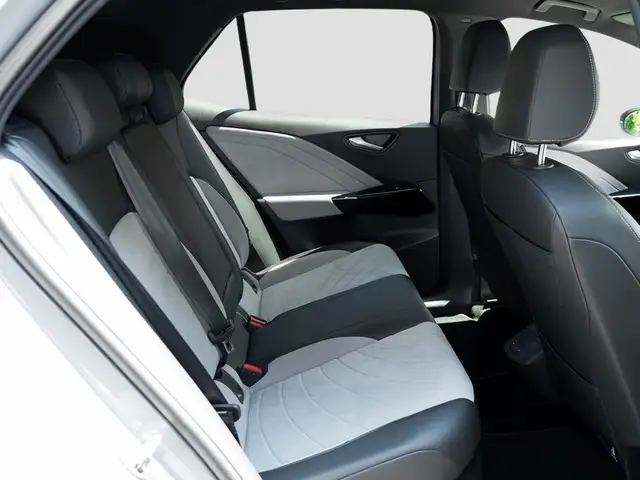 Volkswagen Id.3 view 11