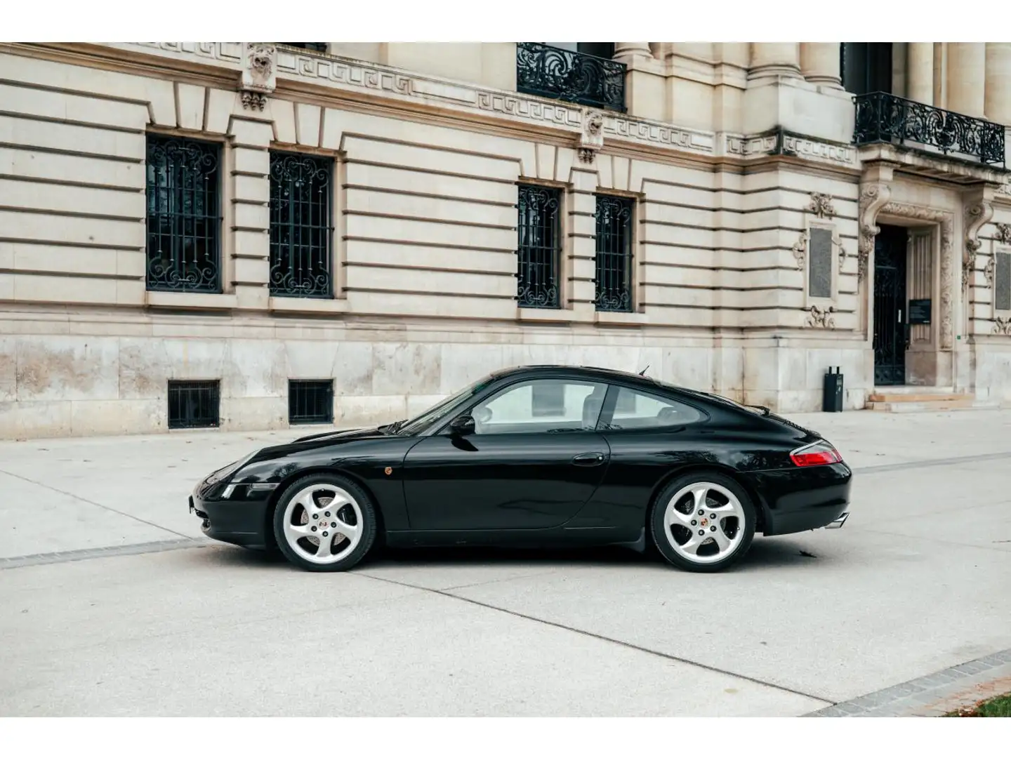 Porsche 911 3.4i  TYPE 996 COUPE Carrera Black - 2