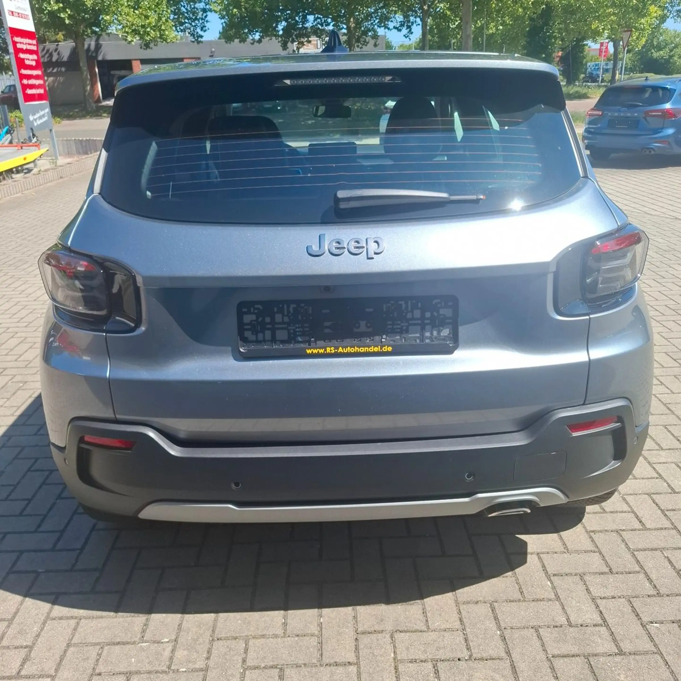 Jeep Avenger Altitude — photo 5