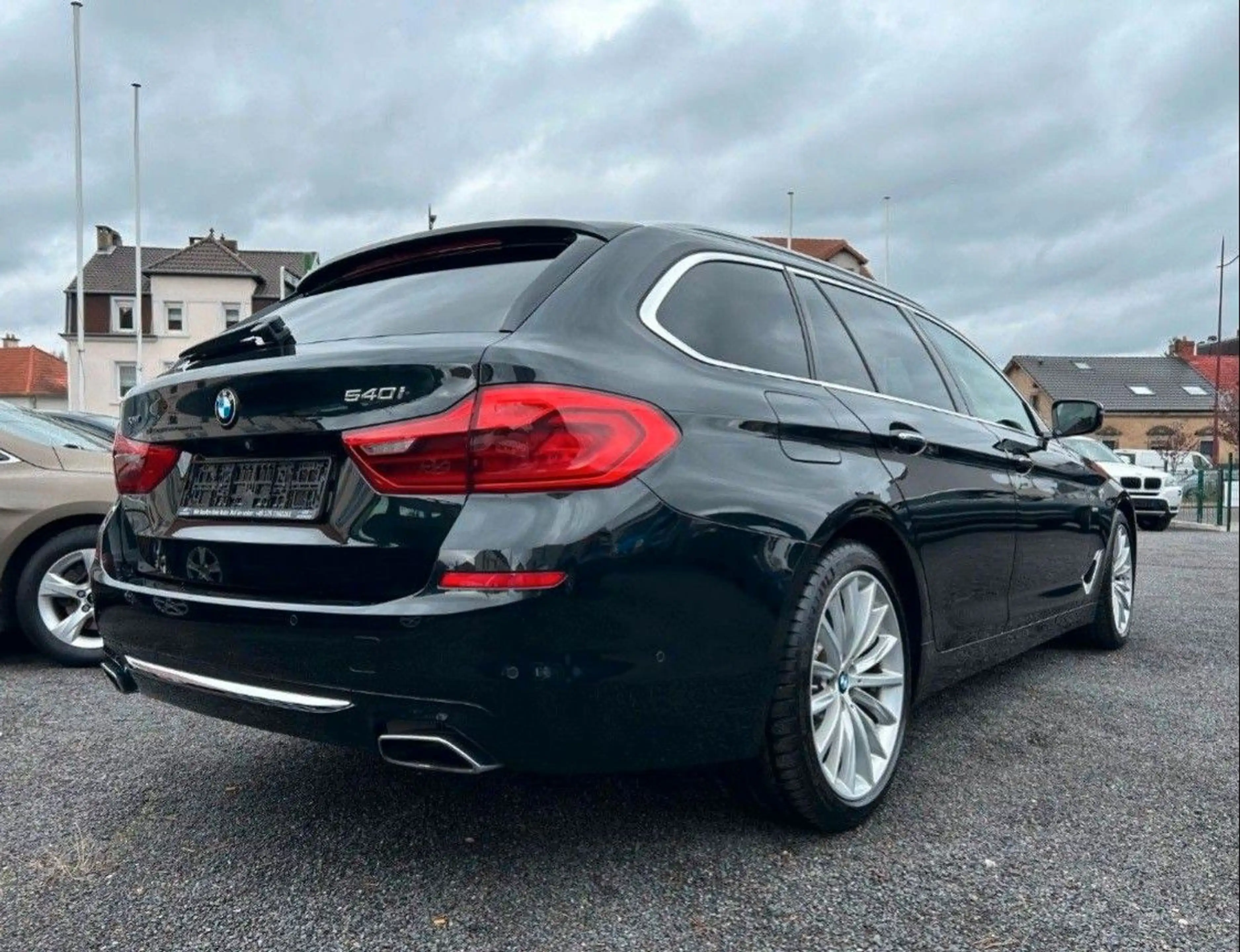 BMW 540 i xDrive STANDHZ + HUD + ACC + PANO — photo 4