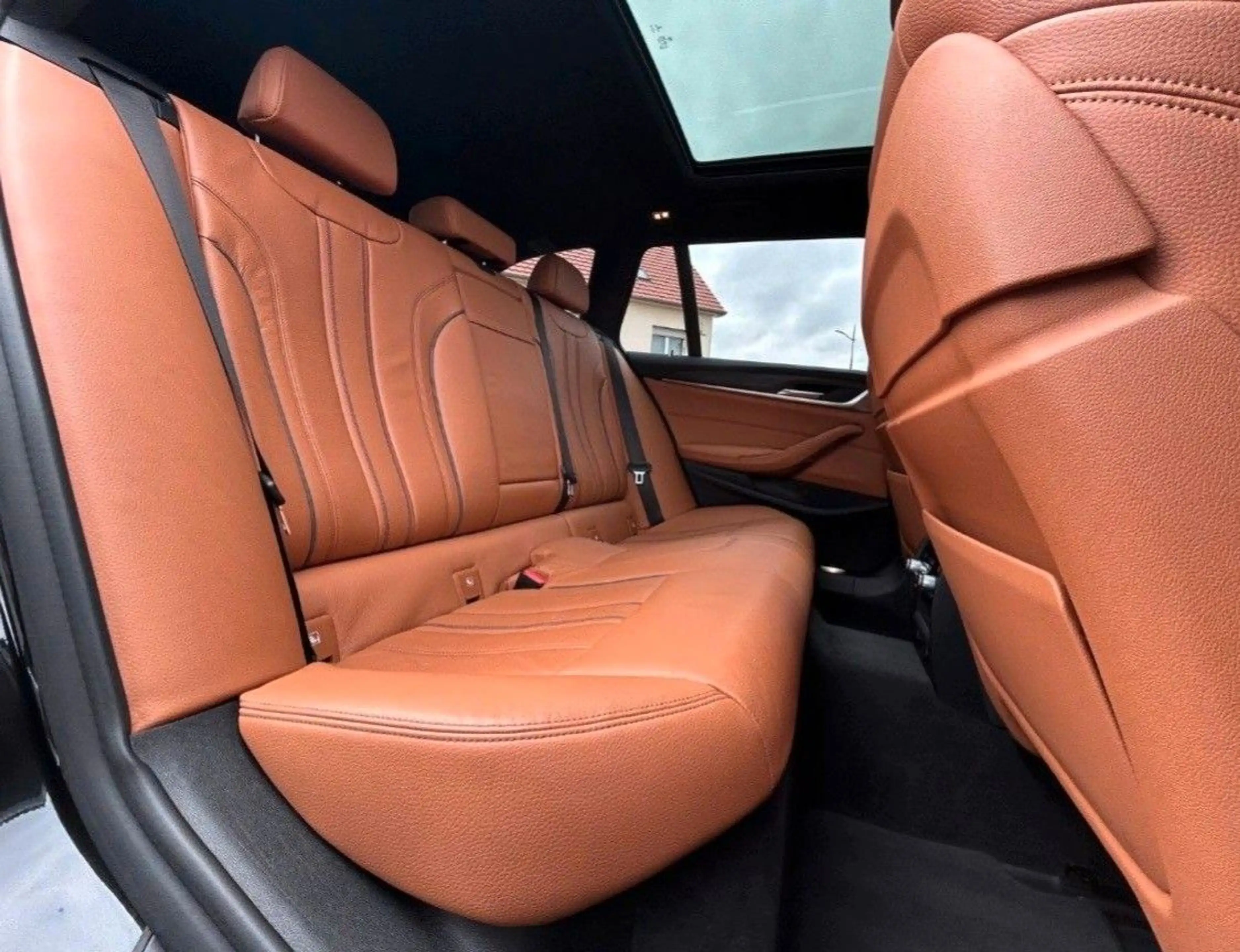 BMW 540 i xDrive STANDHZ + HUD + ACC + PANO — photo 15