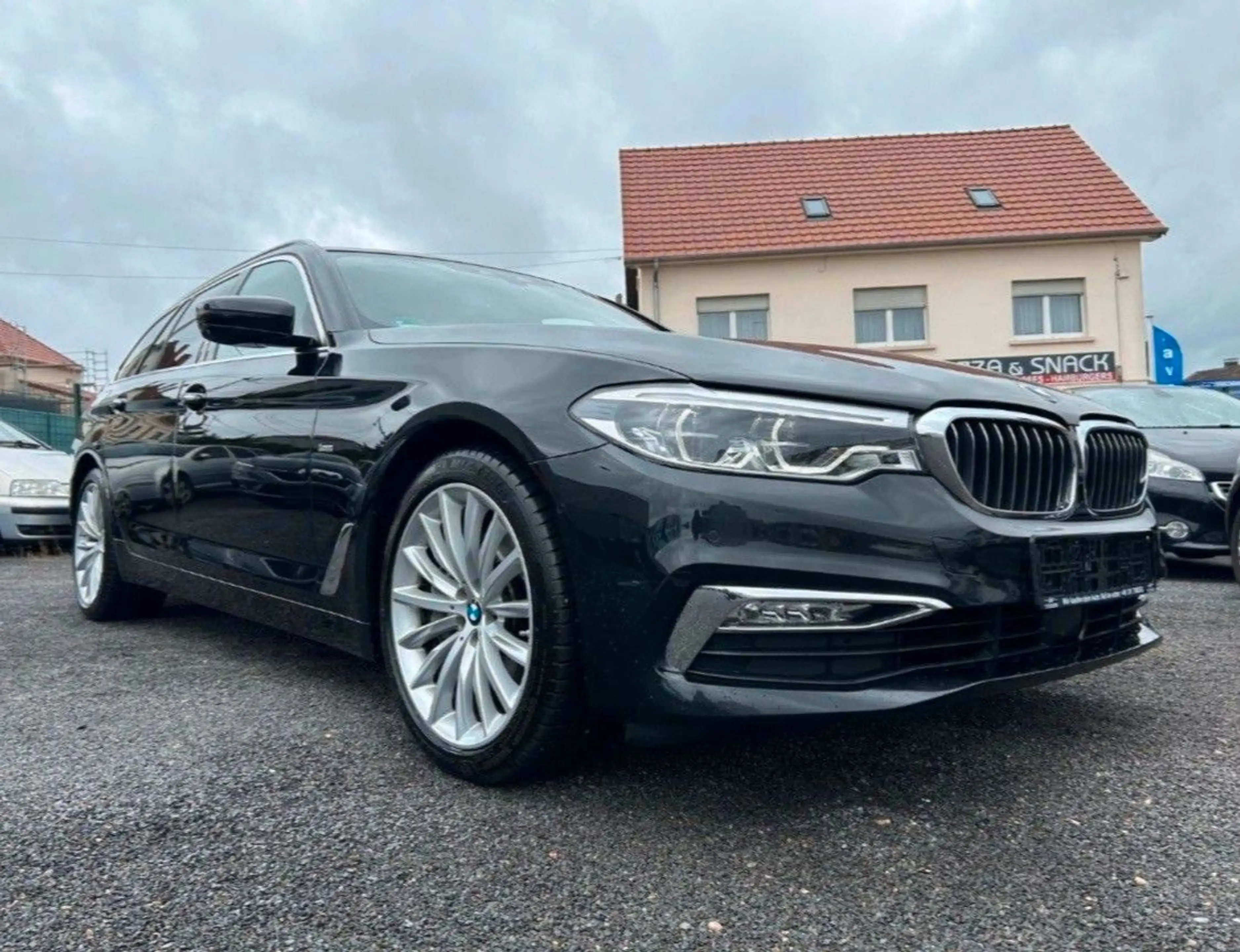 BMW 540 i xDrive STANDHZ + HUD + ACC + PANO