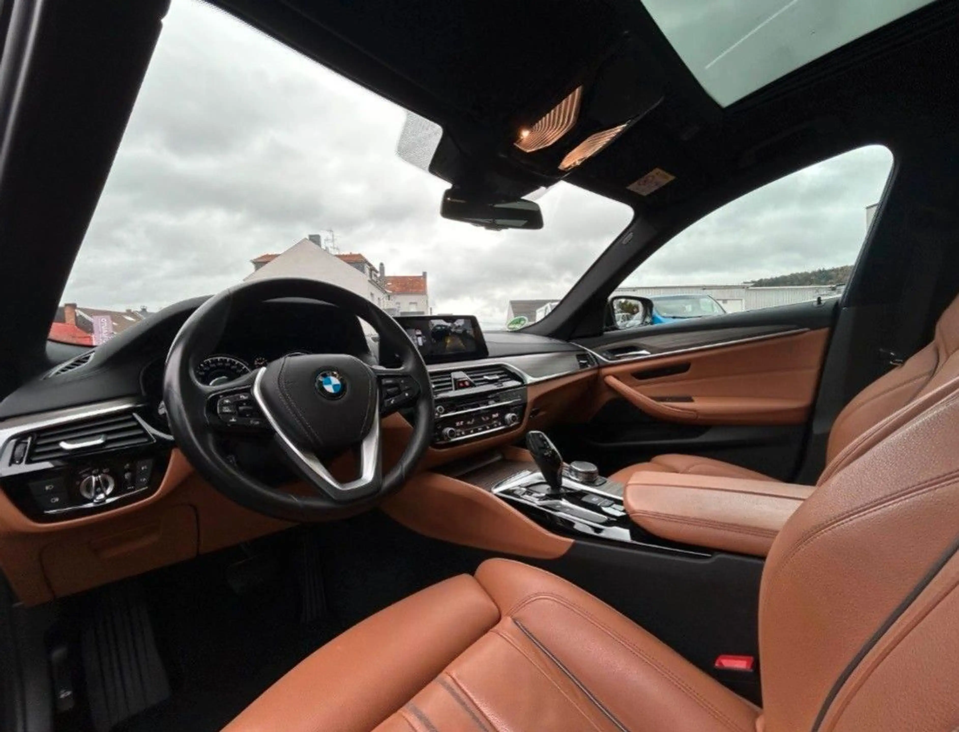 BMW 540 i xDrive STANDHZ + HUD + ACC + PANO — photo 10