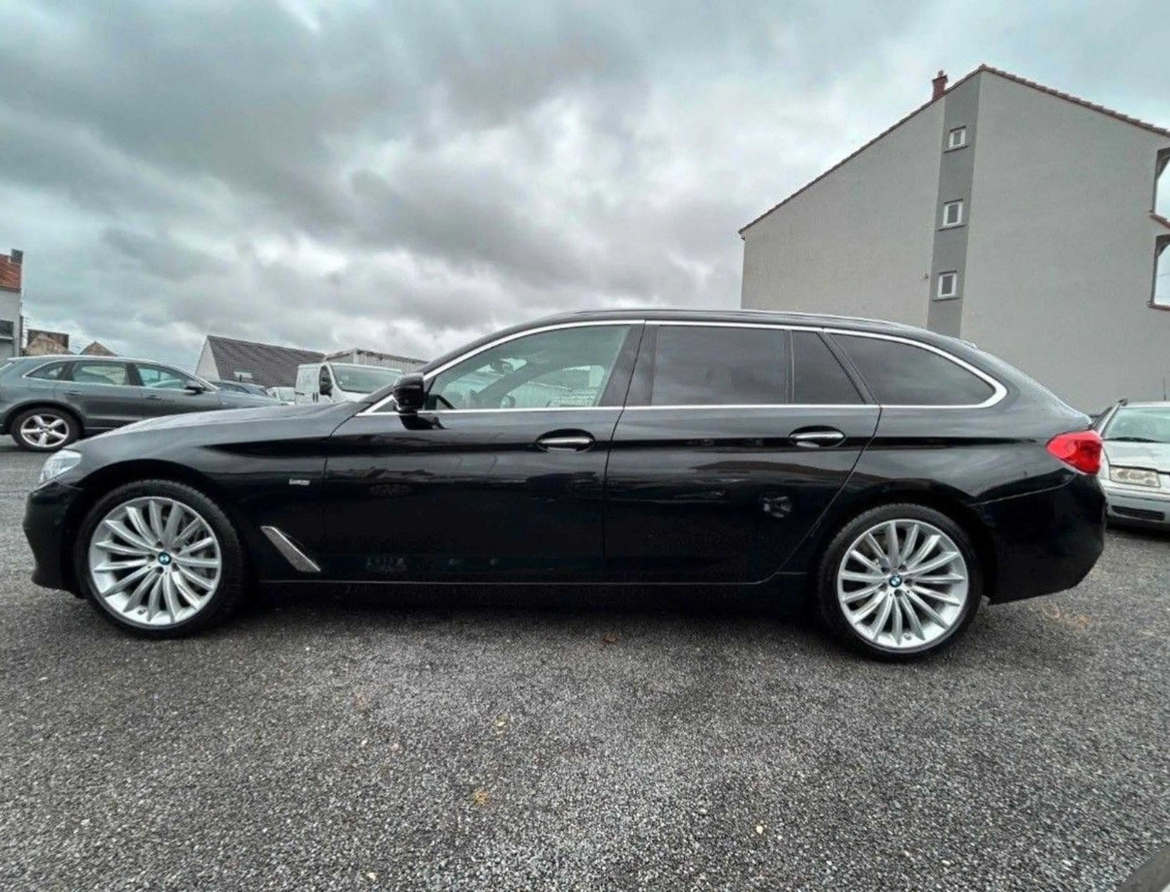 BMW 540 i xDrive STANDHZ + HUD + ACC + PANO — photo 6