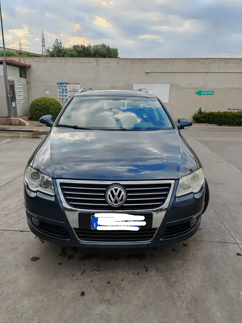 Volkswagen Passat Variant 2,0 tdi Highline DSG - 2