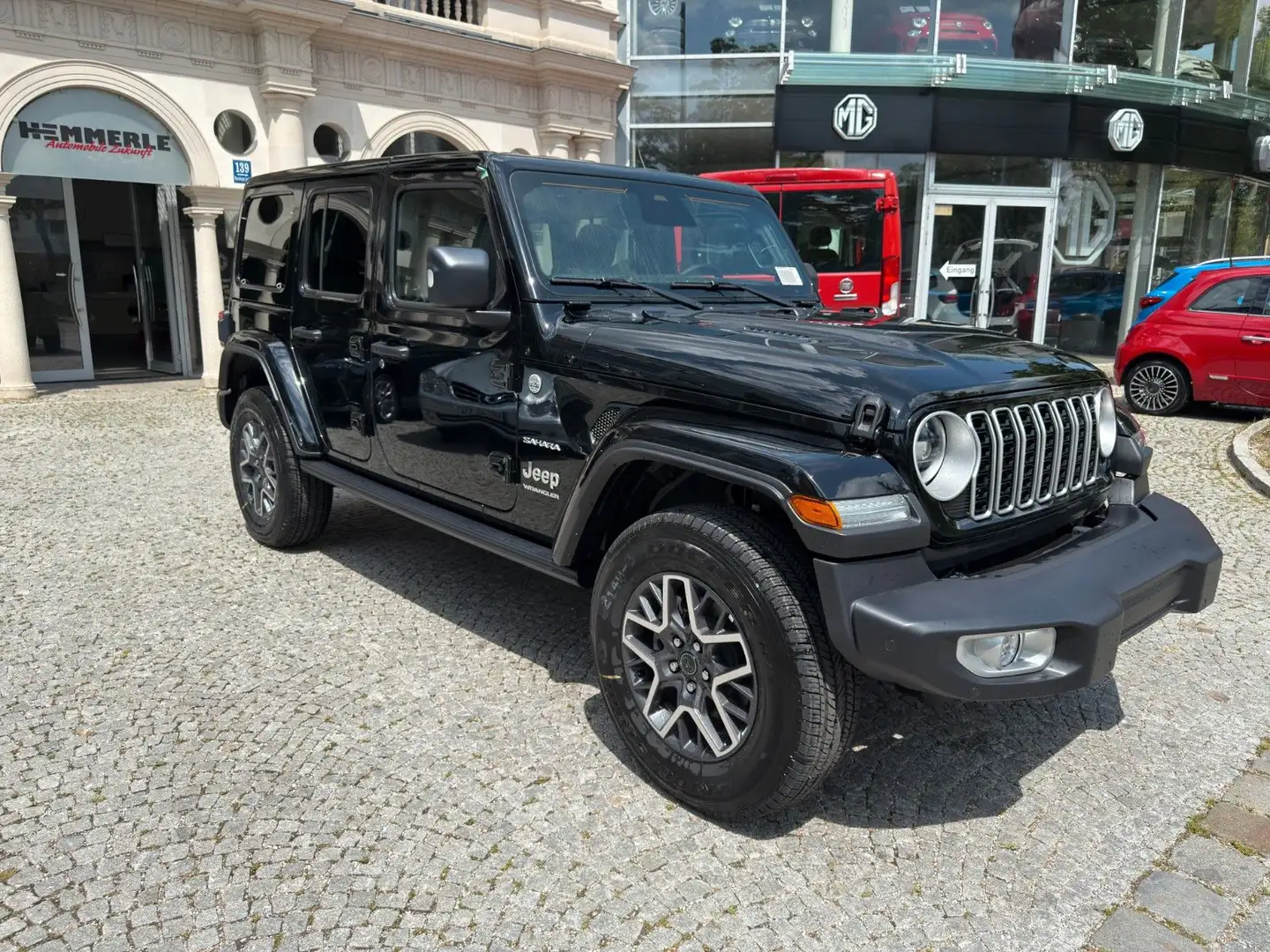 Jeep Wrangler ICE MY24-Sahara 2.0l T-GDI 4x4*Hard Top Schwarz - 2