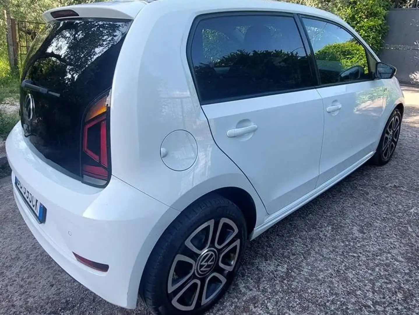 Volkswagen up! up! 5p 2017 5p 1.0 Sport 60cv my20 Blanc - 2