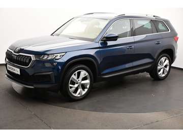2.0TDI DSG Style 7SITZE/AHK/VIRTUAL/19"
