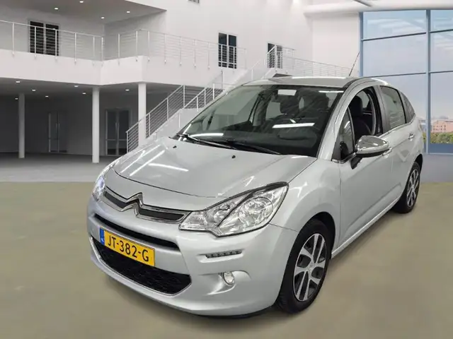 Citroen C3 1.2 PureTech Collection/ NAVIGATIE/ LAAG KM