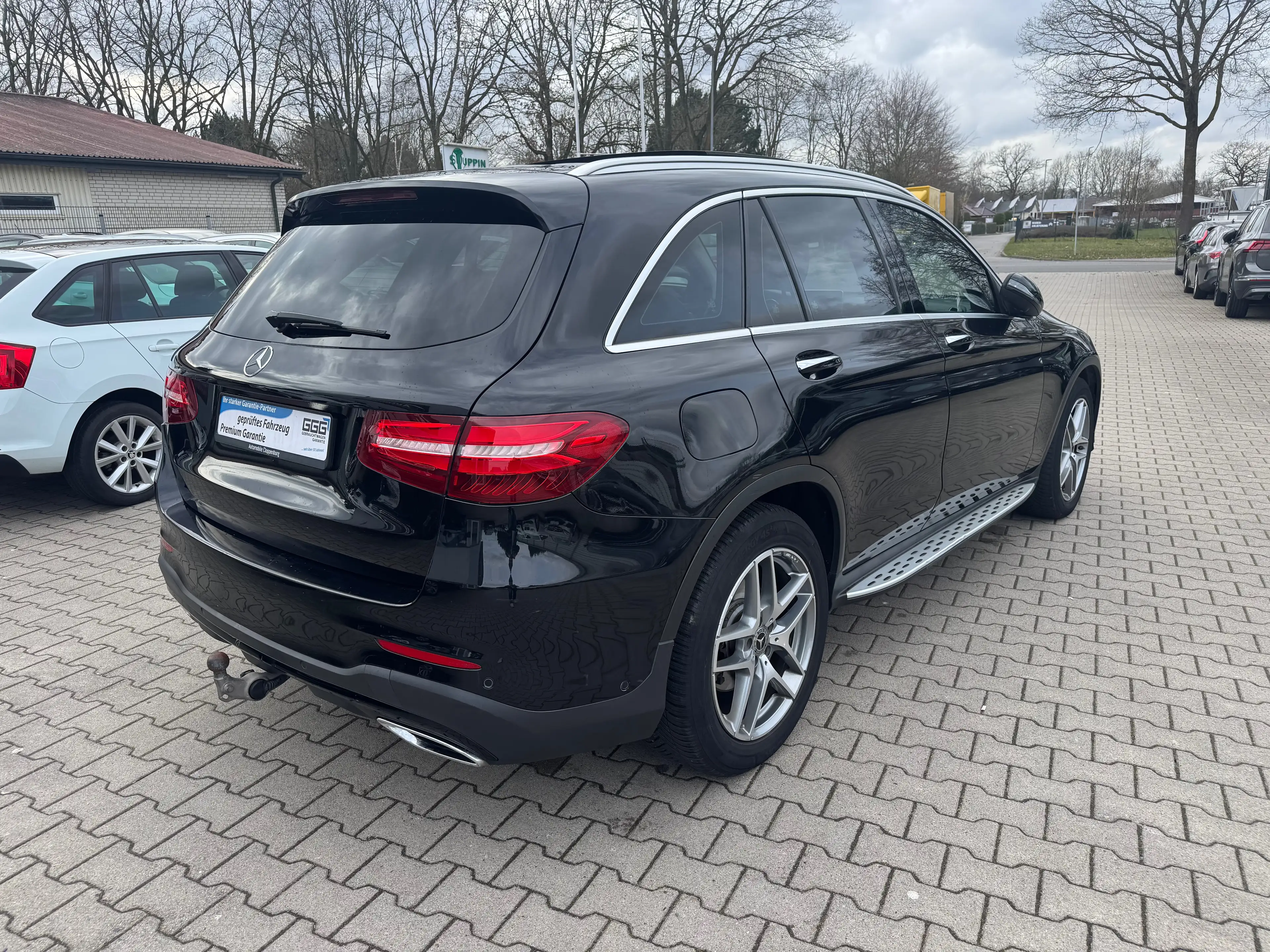 Mercedes-Benz GLC 350 d 4Matic 9G-TRONIC "AMG Line" *AHK *360 Grad — photo 5
