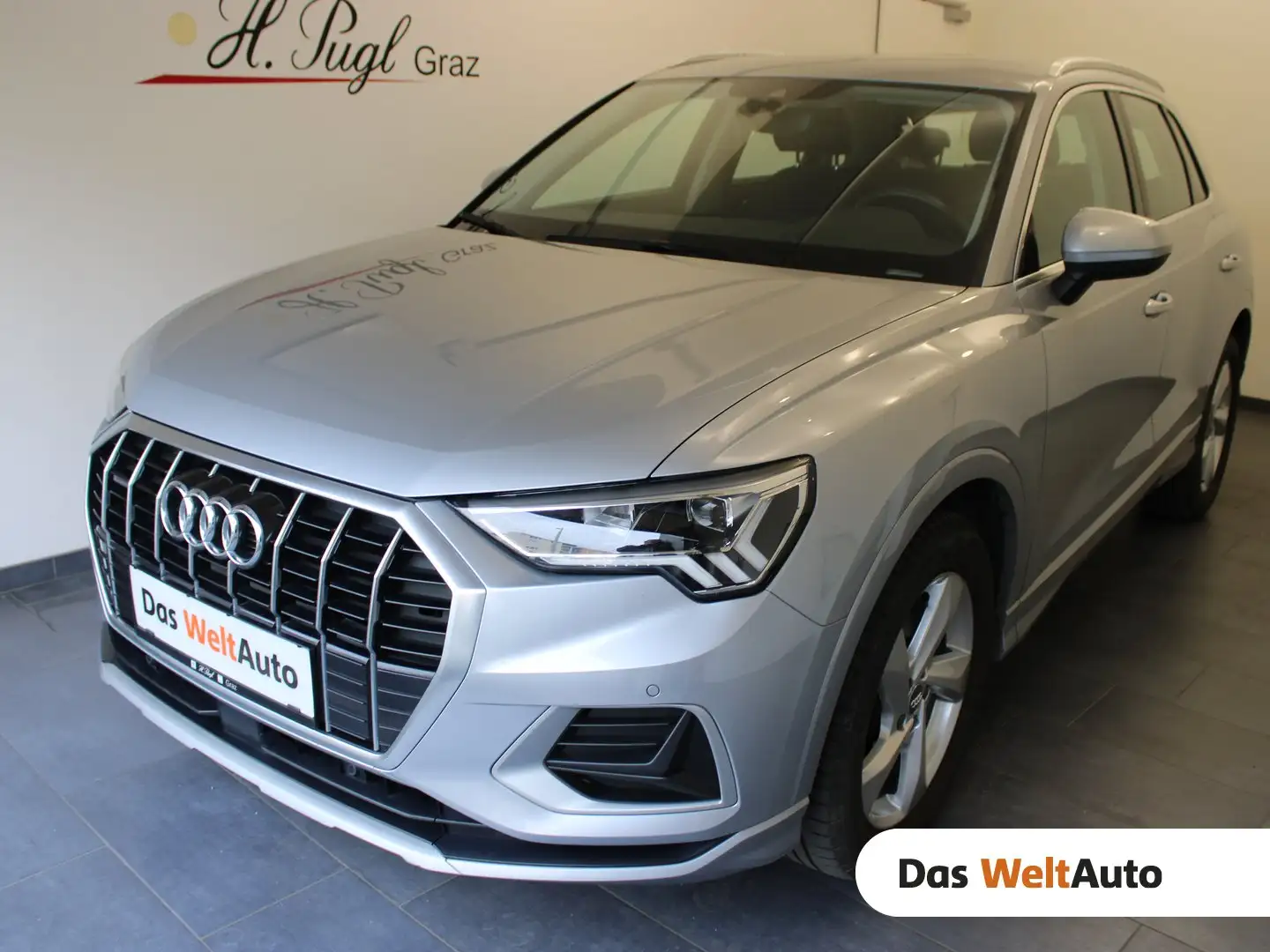 Audi Q3 40 TFSI quattro advanced exterieur Silber - 1
