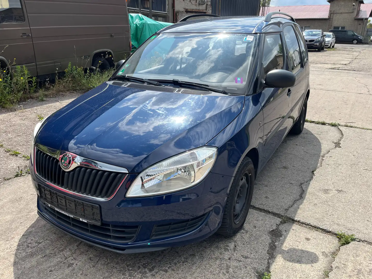Skoda Roomster Plus Edition Blau - 1