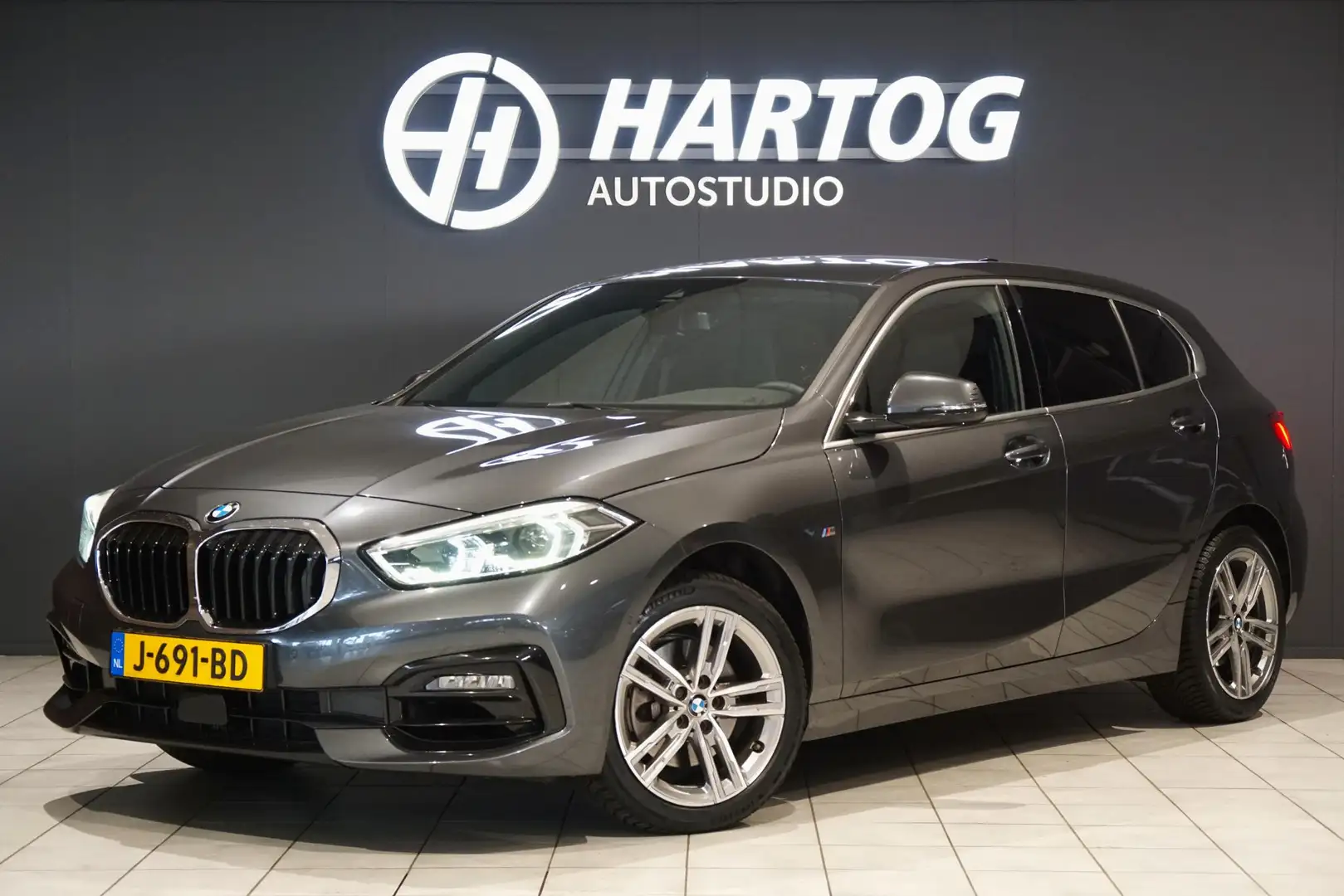 BMW 118 1-serie 118i Executive Edition + HARMAN KARDON / C Gris - 1