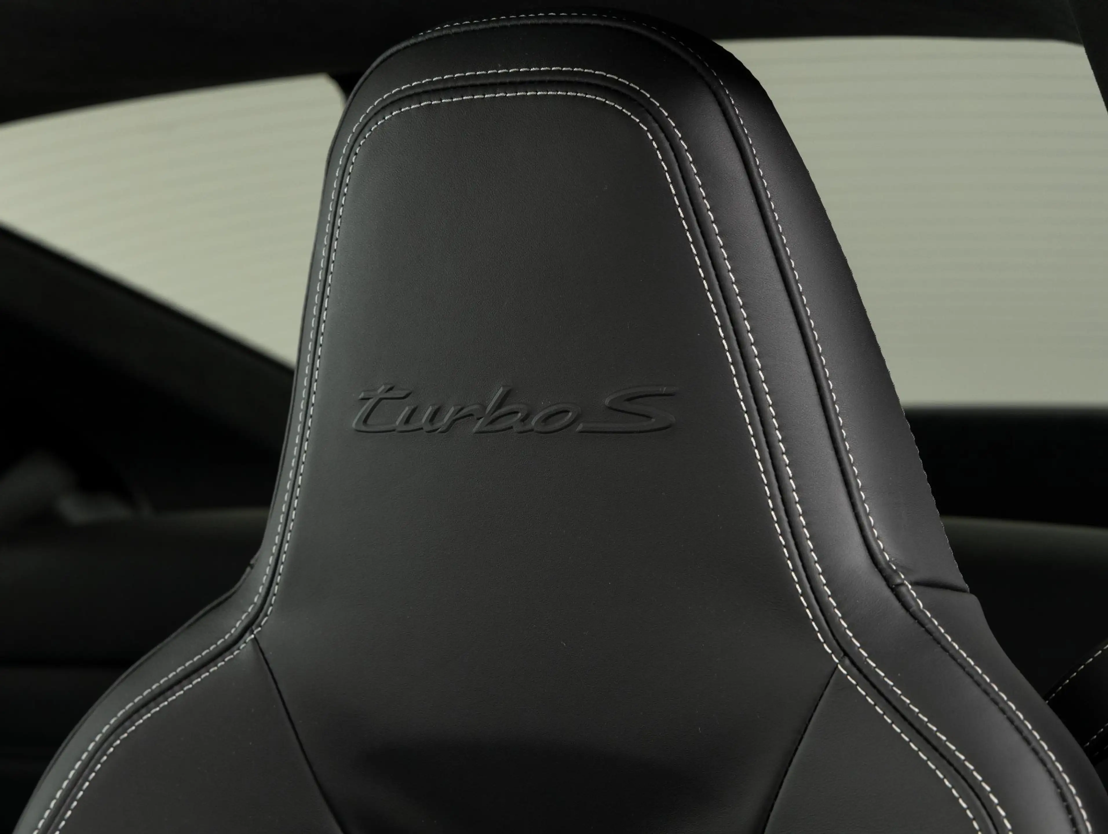 Porsche 992 Turbo S — photo 43