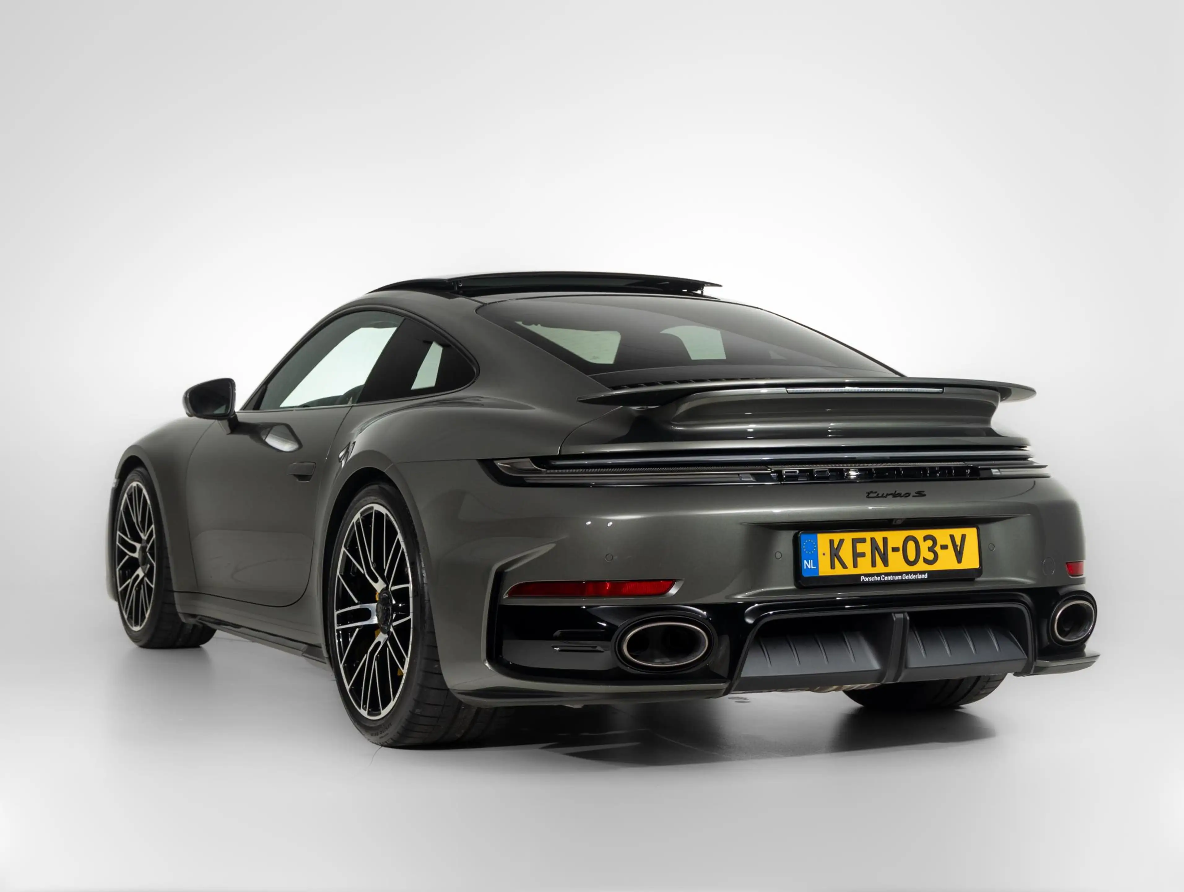 Porsche 992 Turbo S — photo 6
