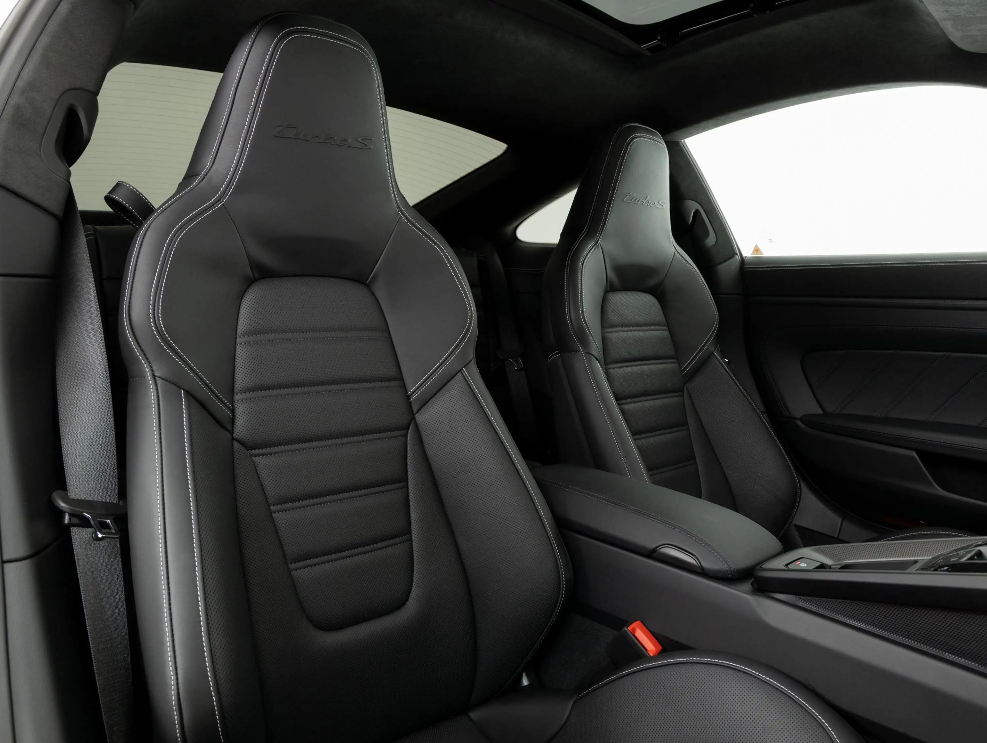 Porsche 992 Turbo S — photo 8
