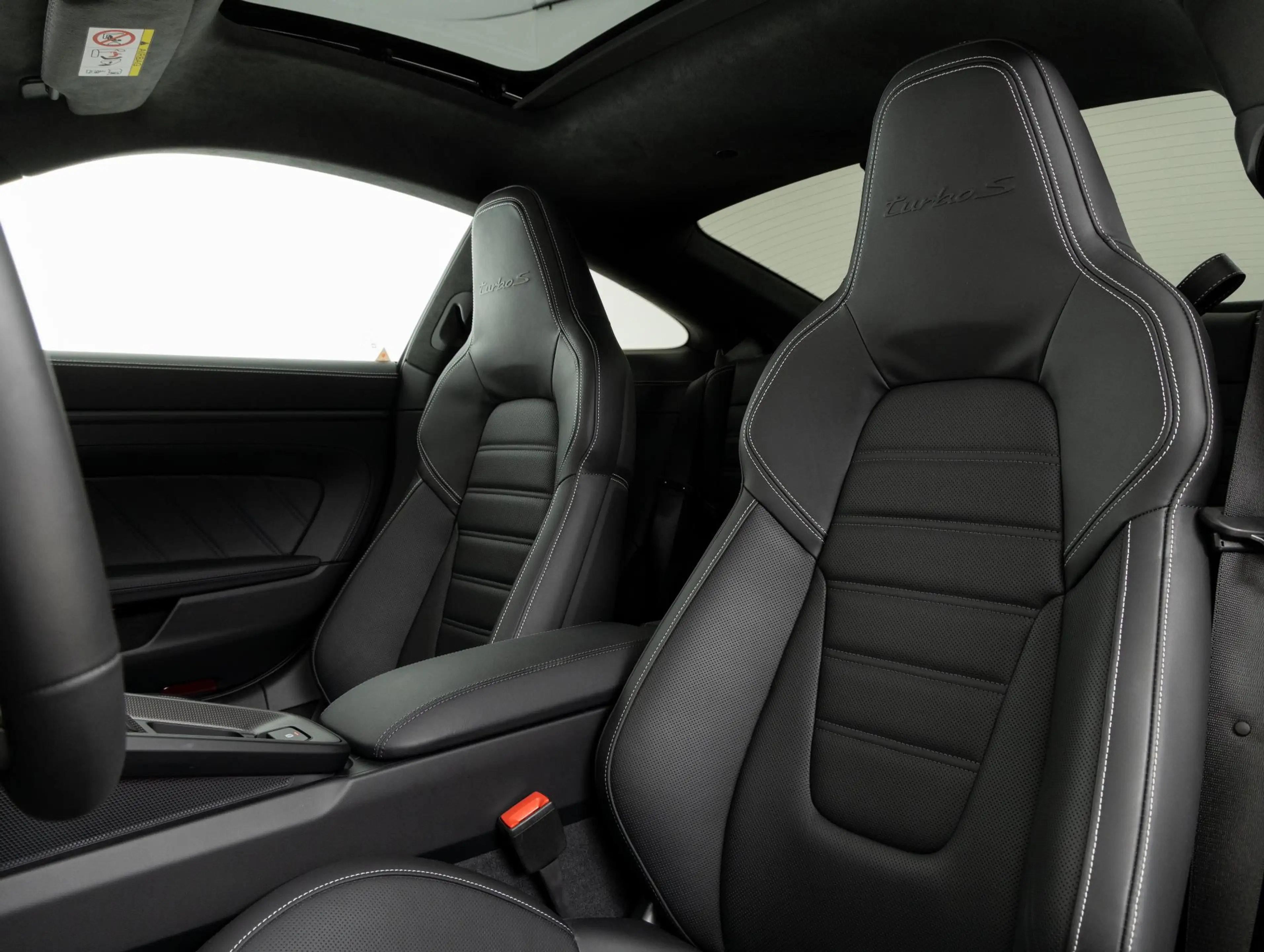 Porsche 992 Turbo S — photo 4