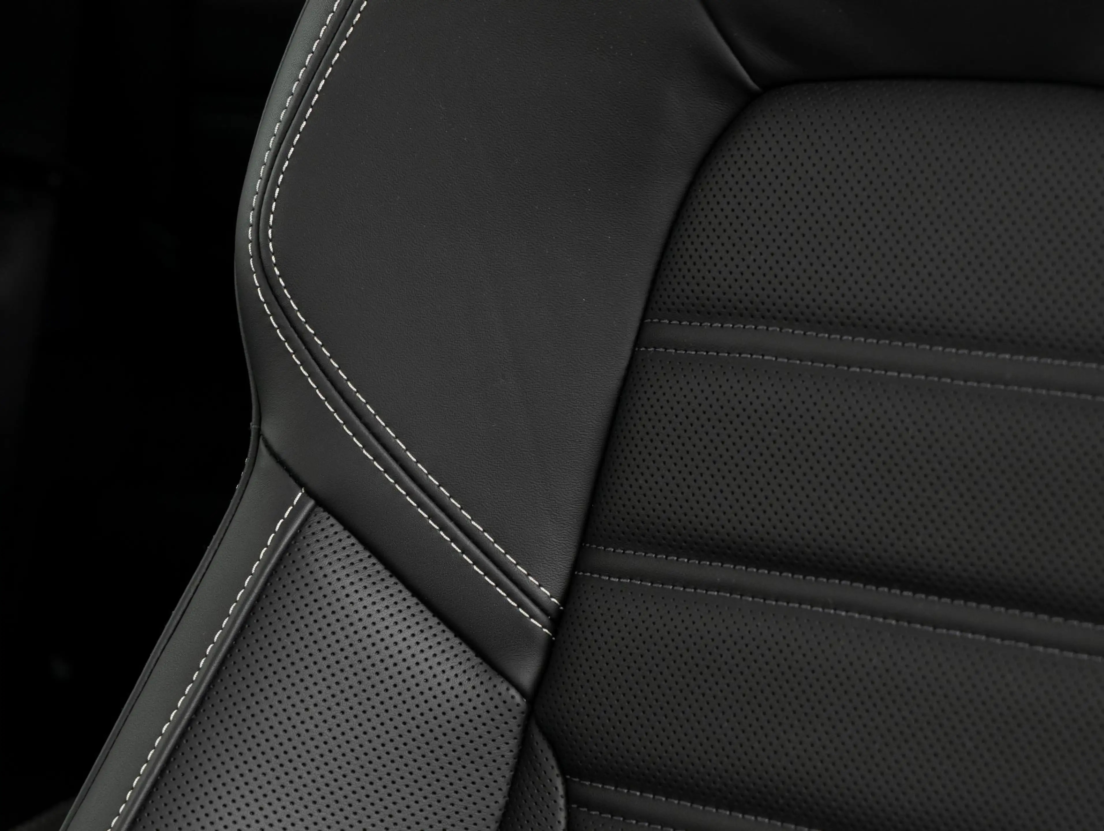 Porsche 992 Turbo S — photo 44