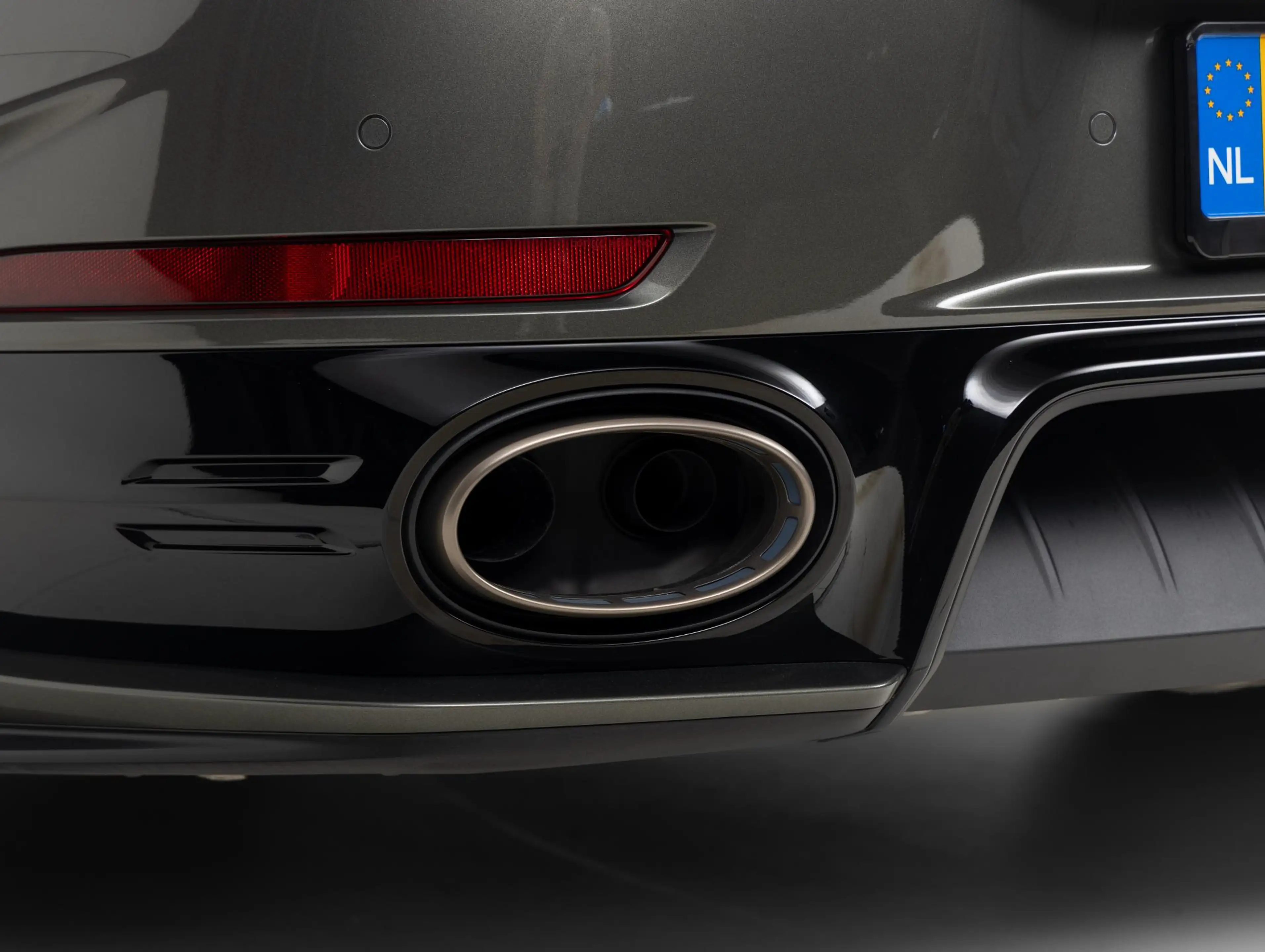 Porsche 992 Turbo S — photo 30