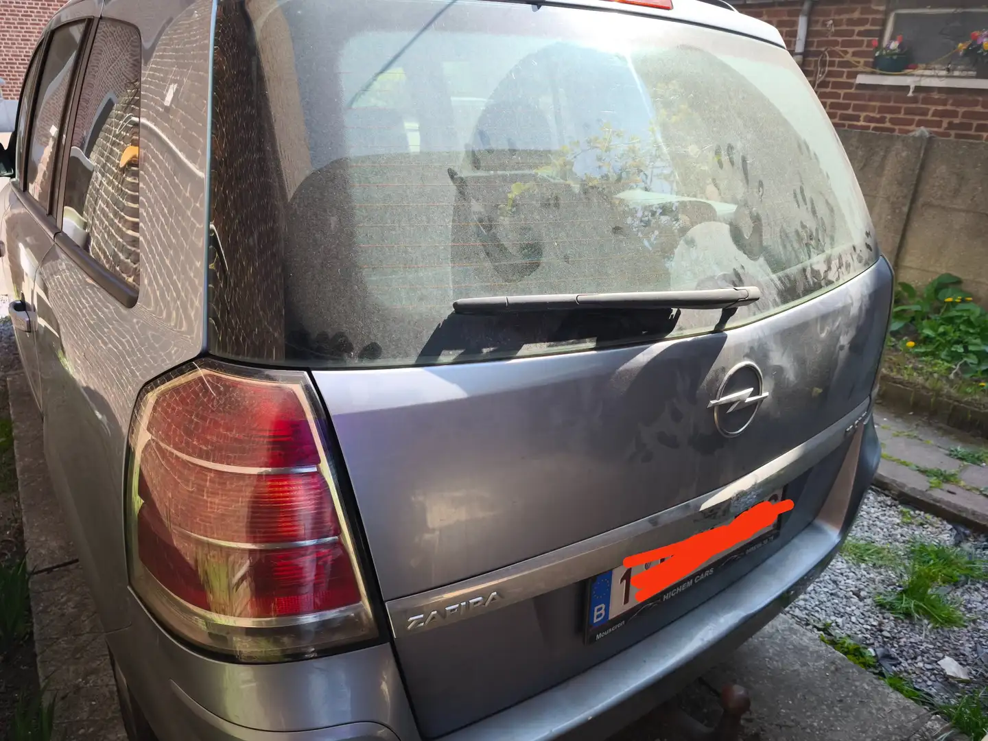 Opel Zafira 1.9 DTL CDTi Cosmo FAP Grijs - 1