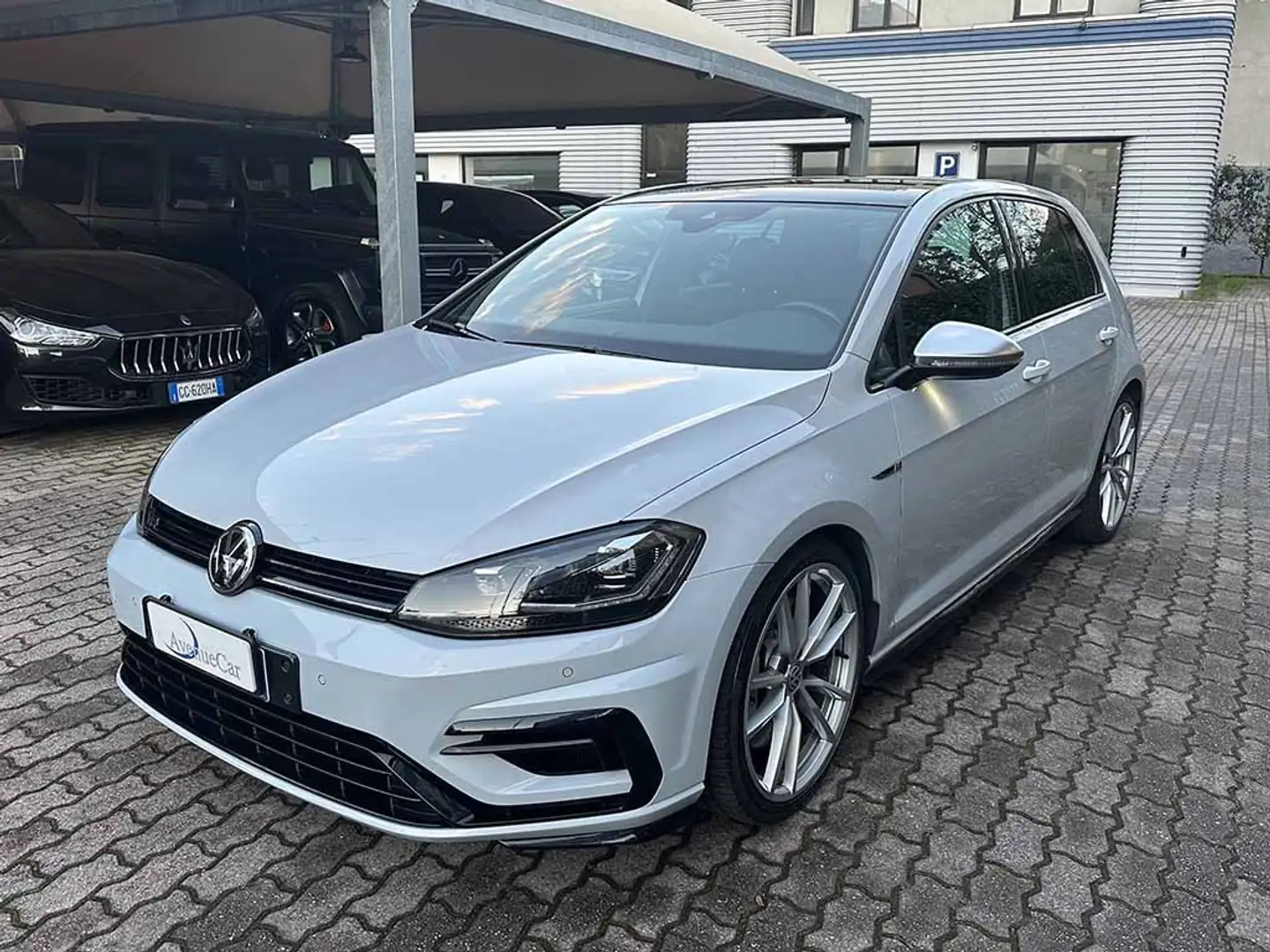 Volkswagen Golf R tsi R 4motion dsg TELECAMERA POST TETTO APRIBILE Bílá - 1