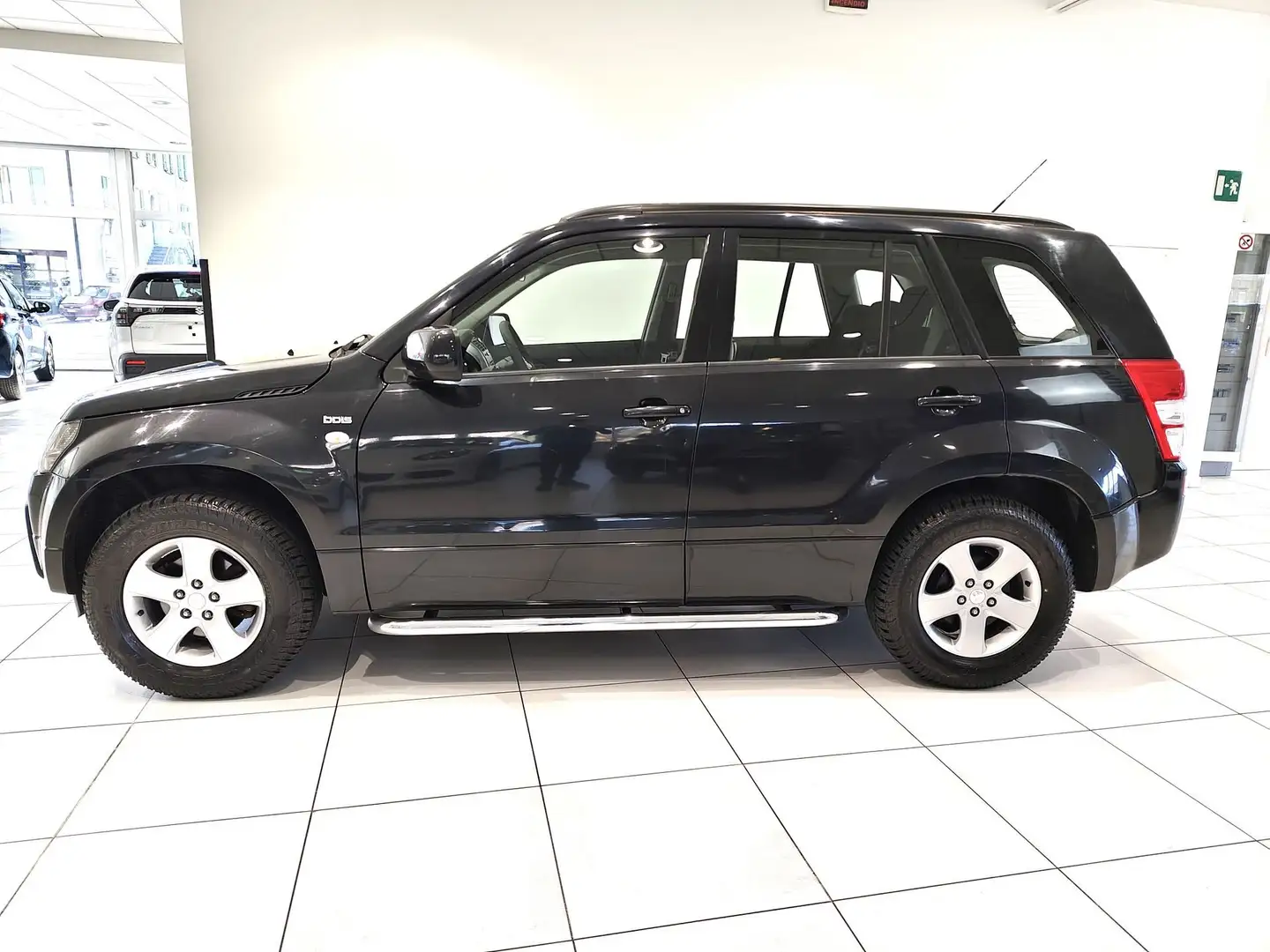 Suzuki Grand Vitara Grand Vitara 5p 1.9 ddis Executive*4x4*GANCIO TRAINO* Negro - 2